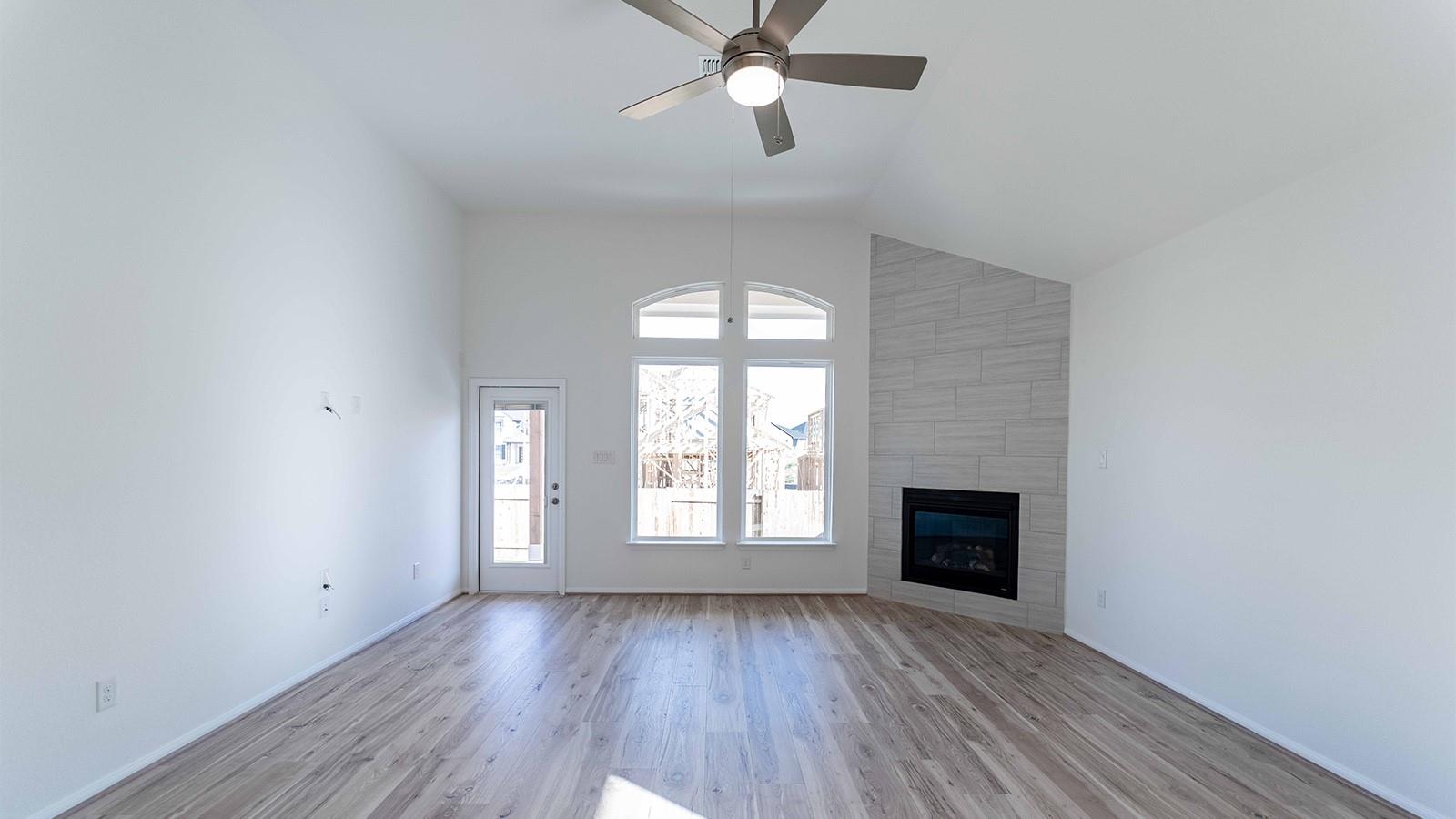 294 Rubber Tree WAY — photo 3