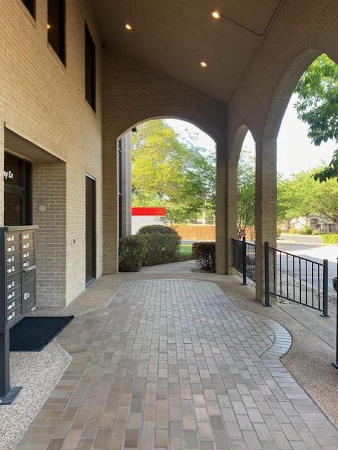 10816 Crown Colony DR — photo 3
