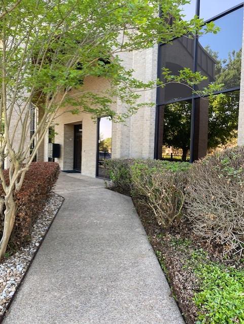 10816 Crown Colony DR — photo 5