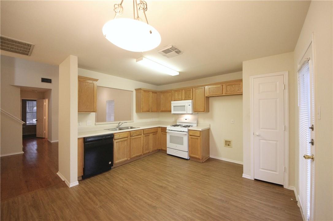 3933 Upper Passage LN — photo 4