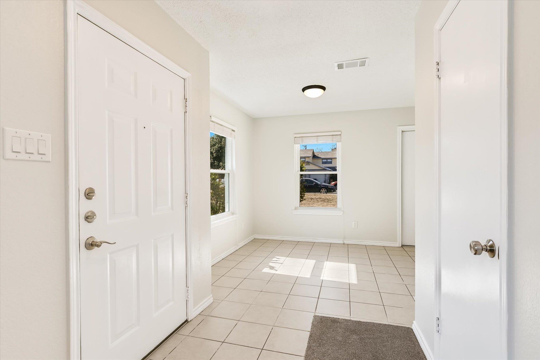 13401 Saddlebrook TRL — photo 3