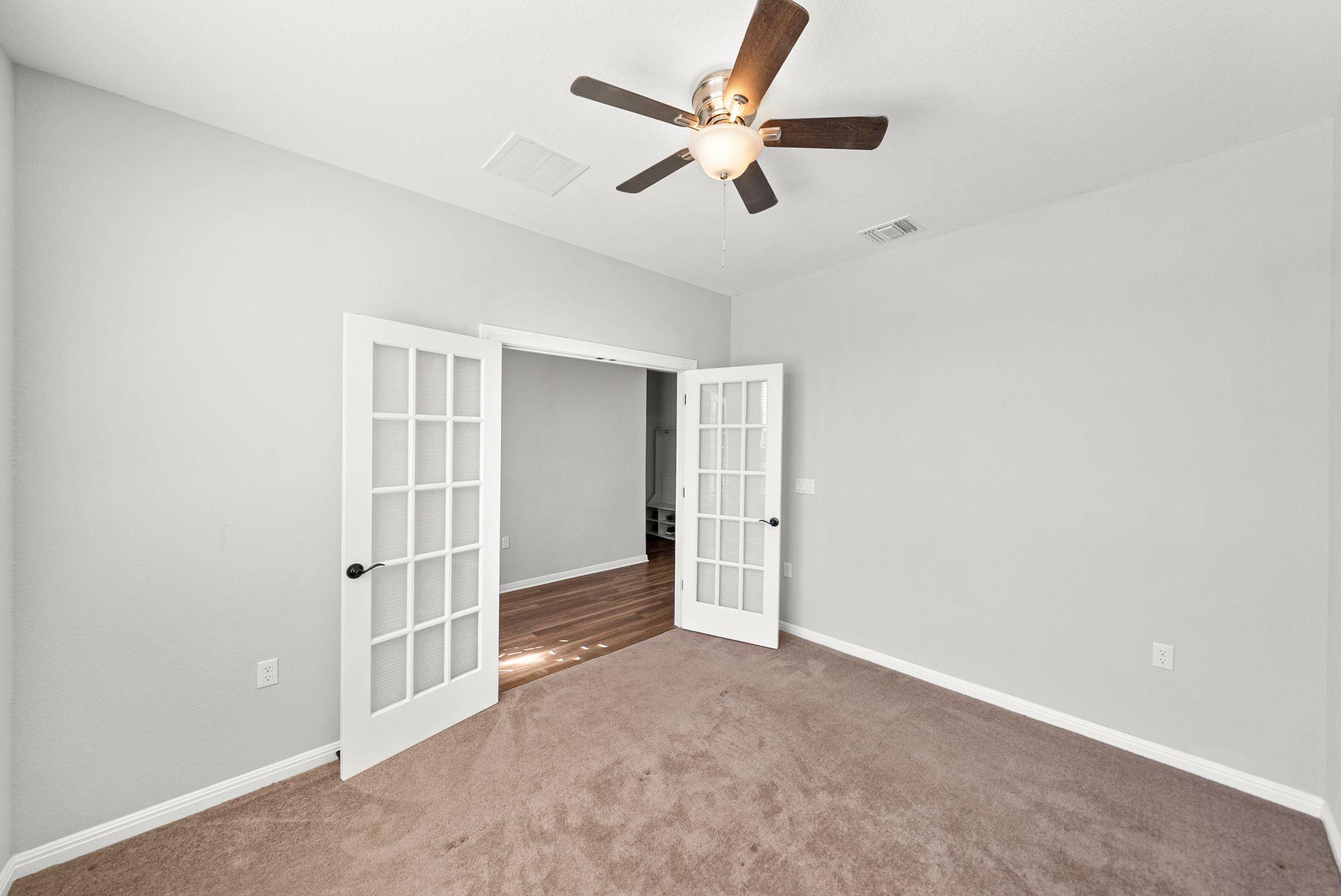 642 Martingale ST — photo 5