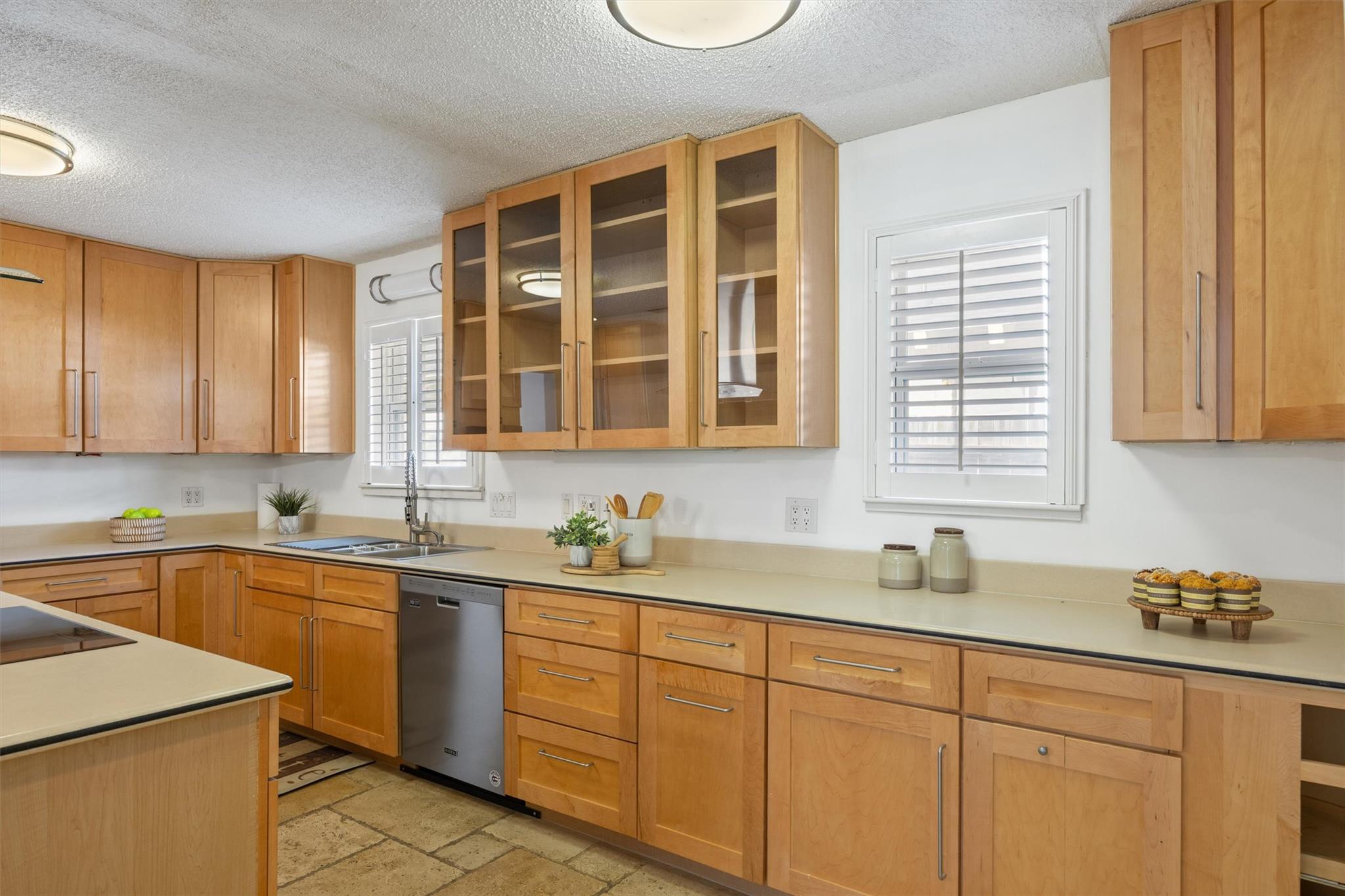 7207 Mesa DR — photo 5