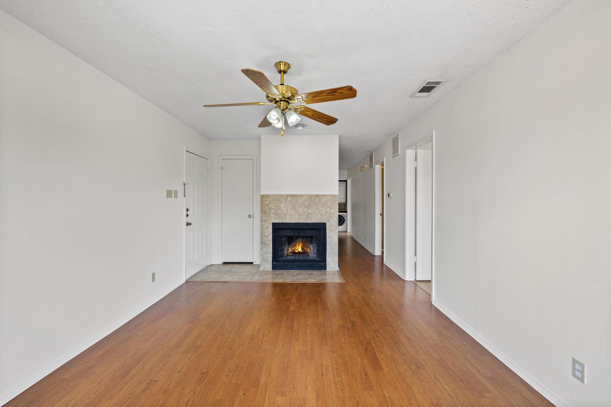 3115 Helms ST #212 — photo 3