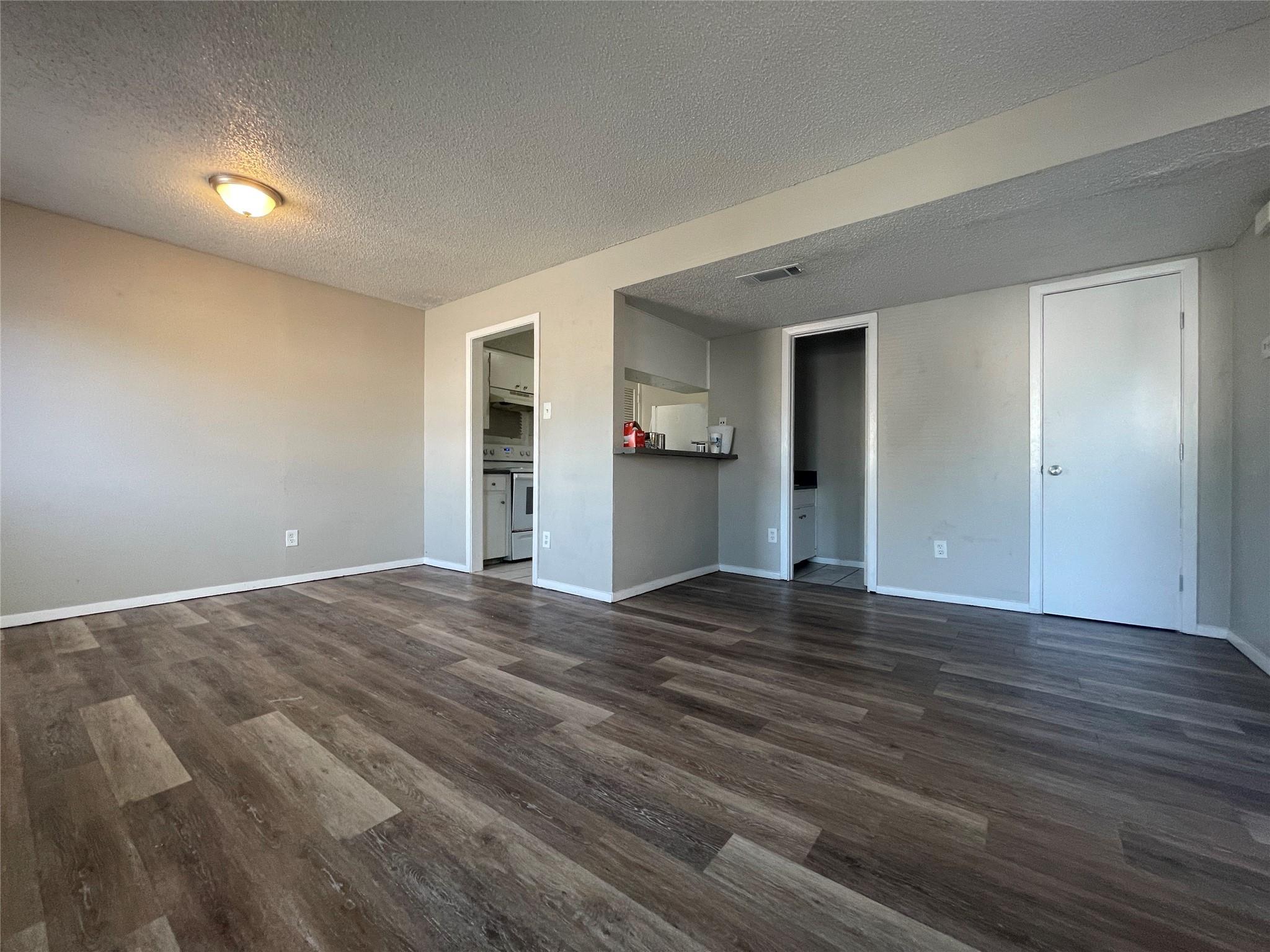 2619 Ektom DR #C — photo 3