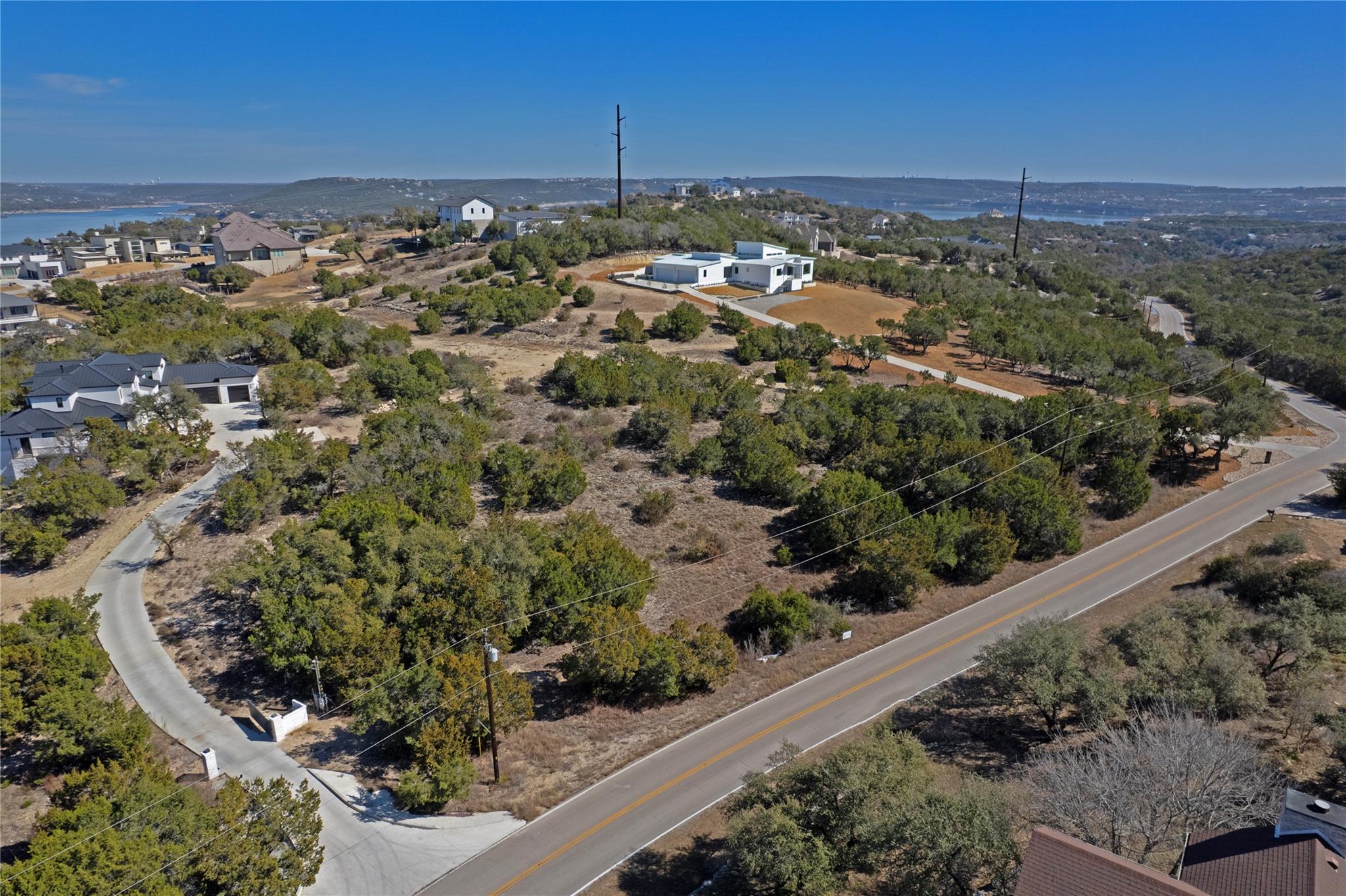 15402 Watumba RD — photo 4