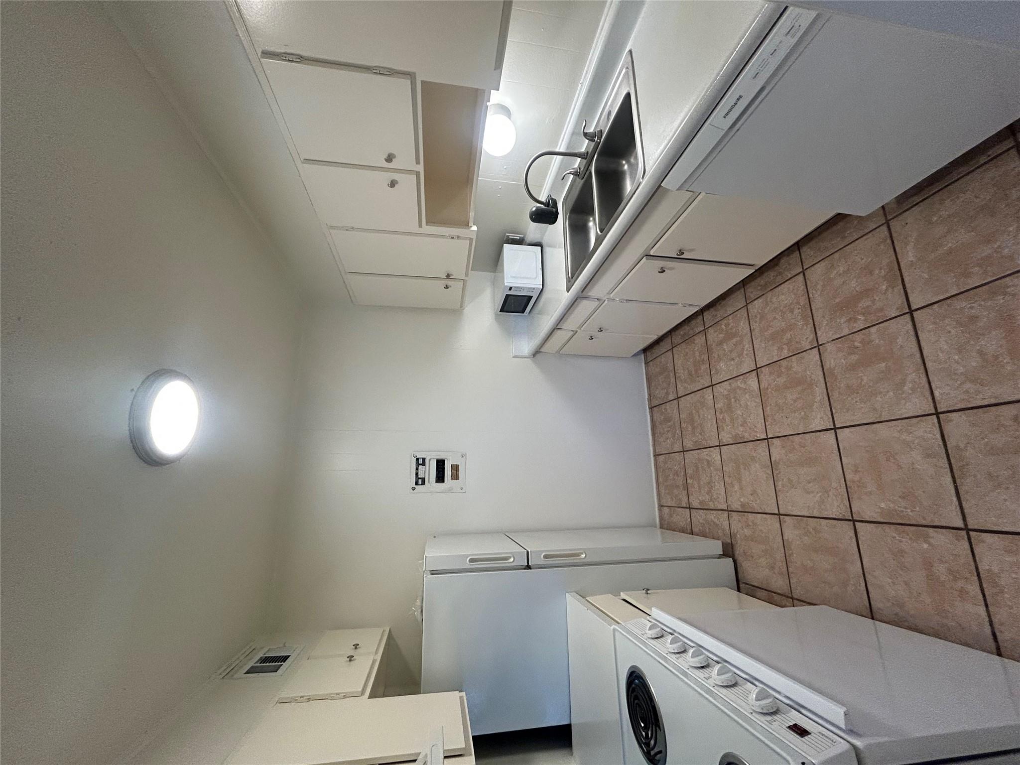 3703 Harmon Ave #207 — photo 4