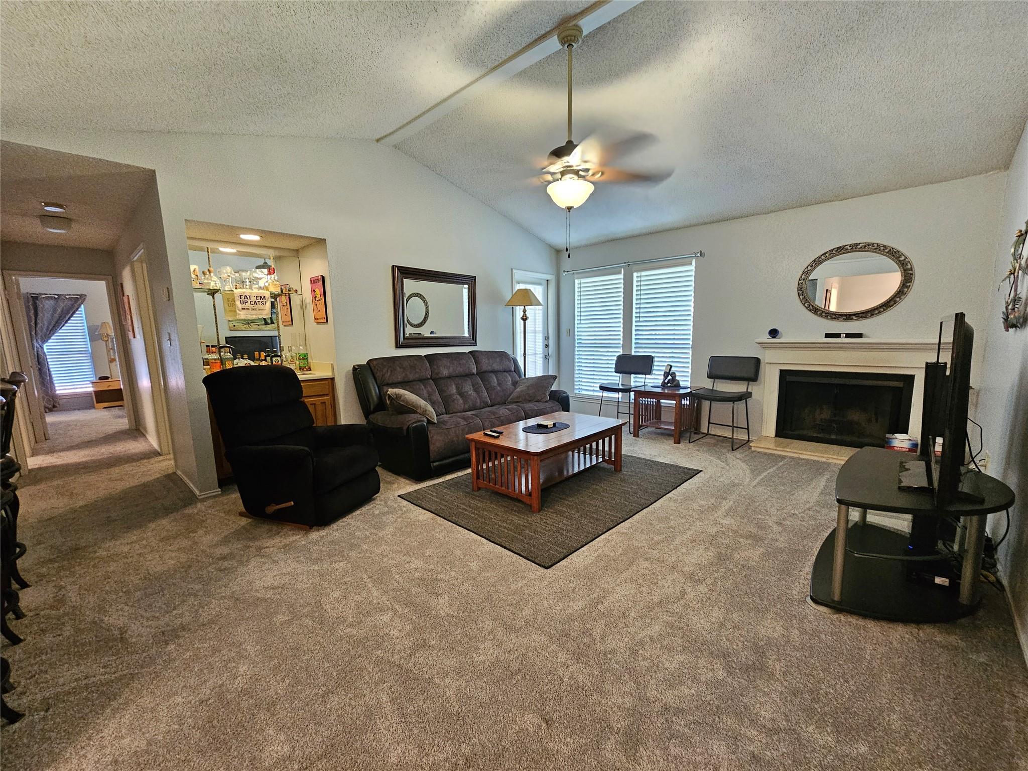 1202 Thorpe LN #604 — photo 3