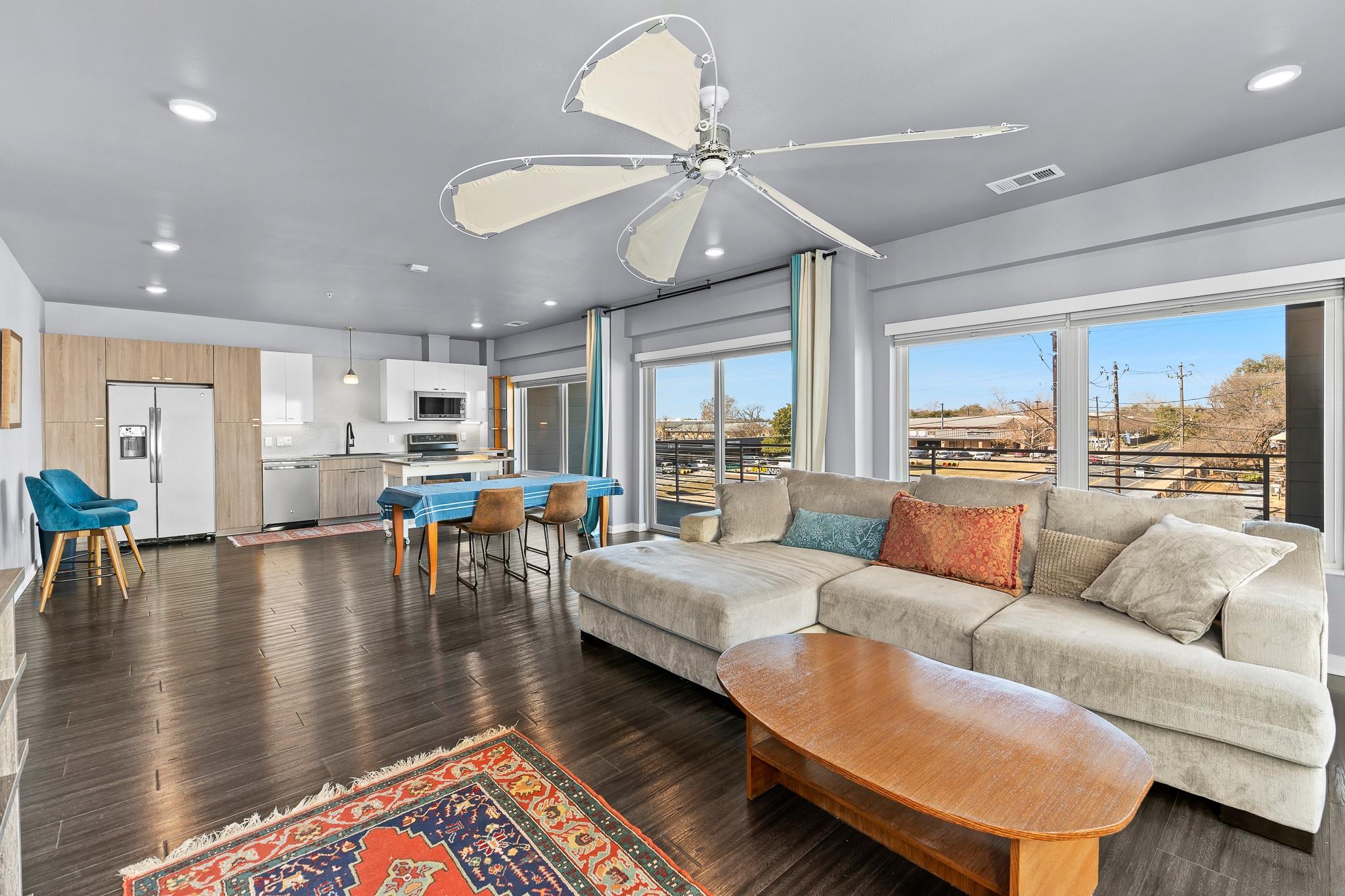 4361 Congress Ave #301 — photo 3