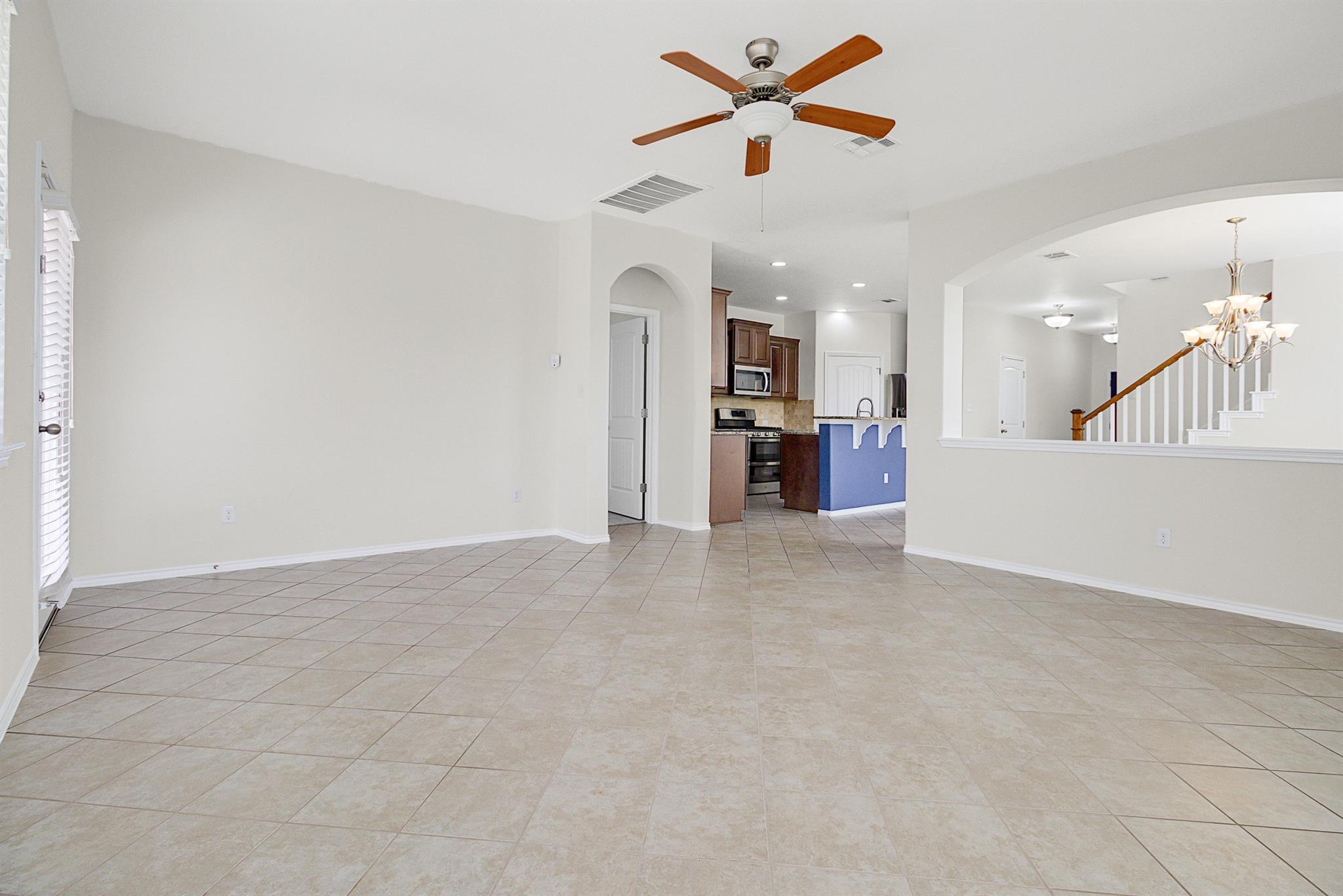 501 Silver TRL — photo 3