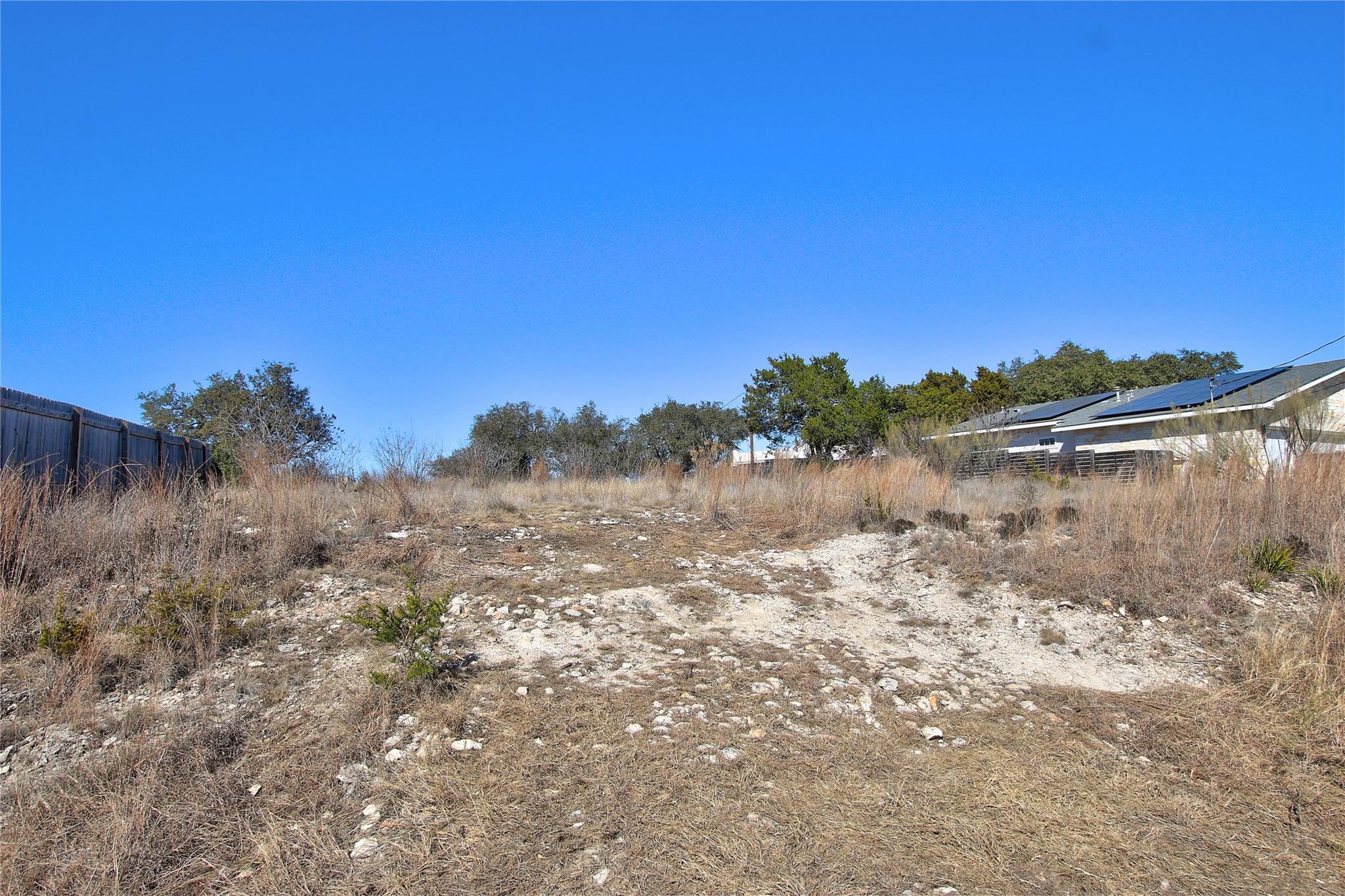 8406 BAR K RANCH RD — photo 3