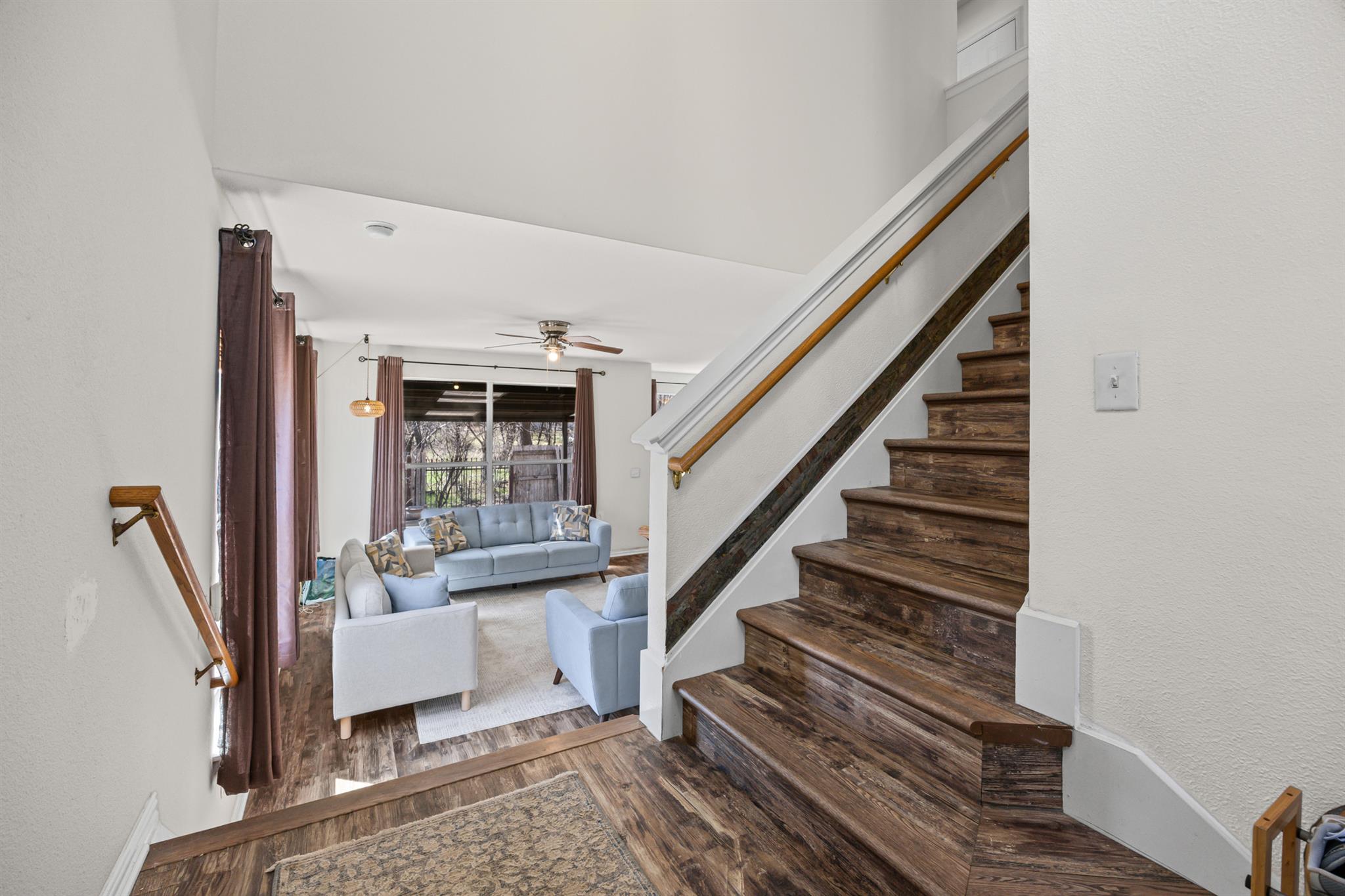 1602 Westwood LN — photo 5