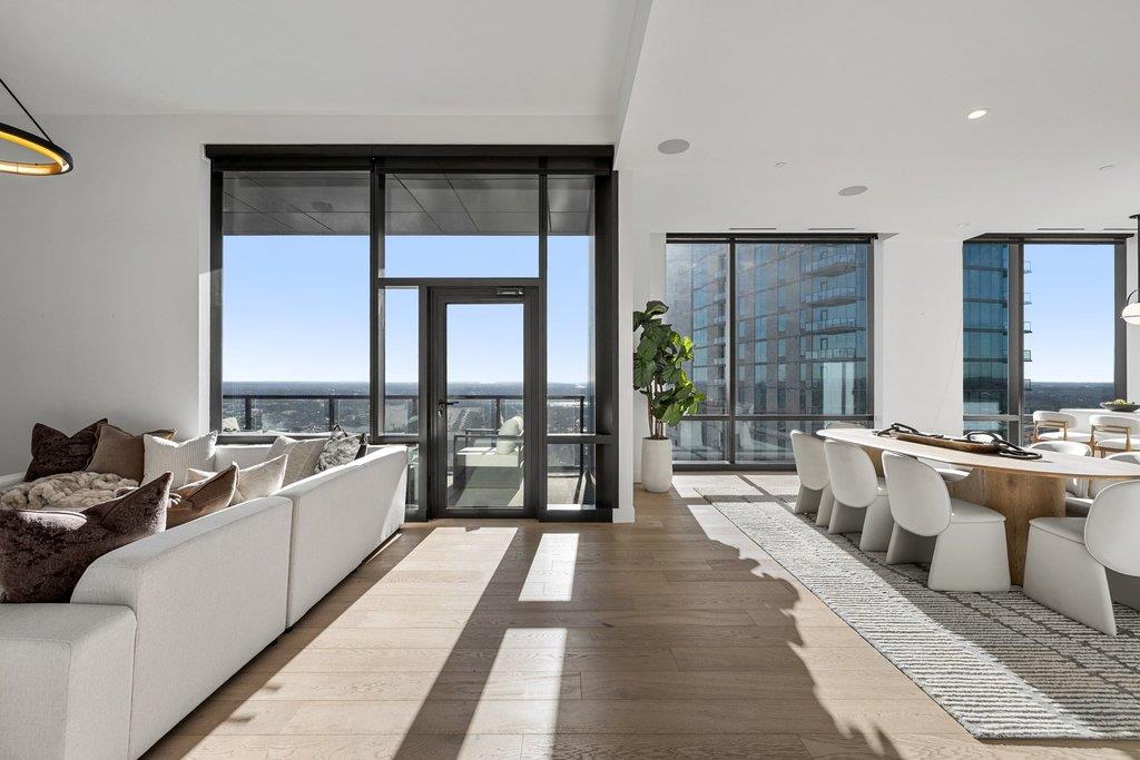 70 Rainey ST #3203 — photo 3