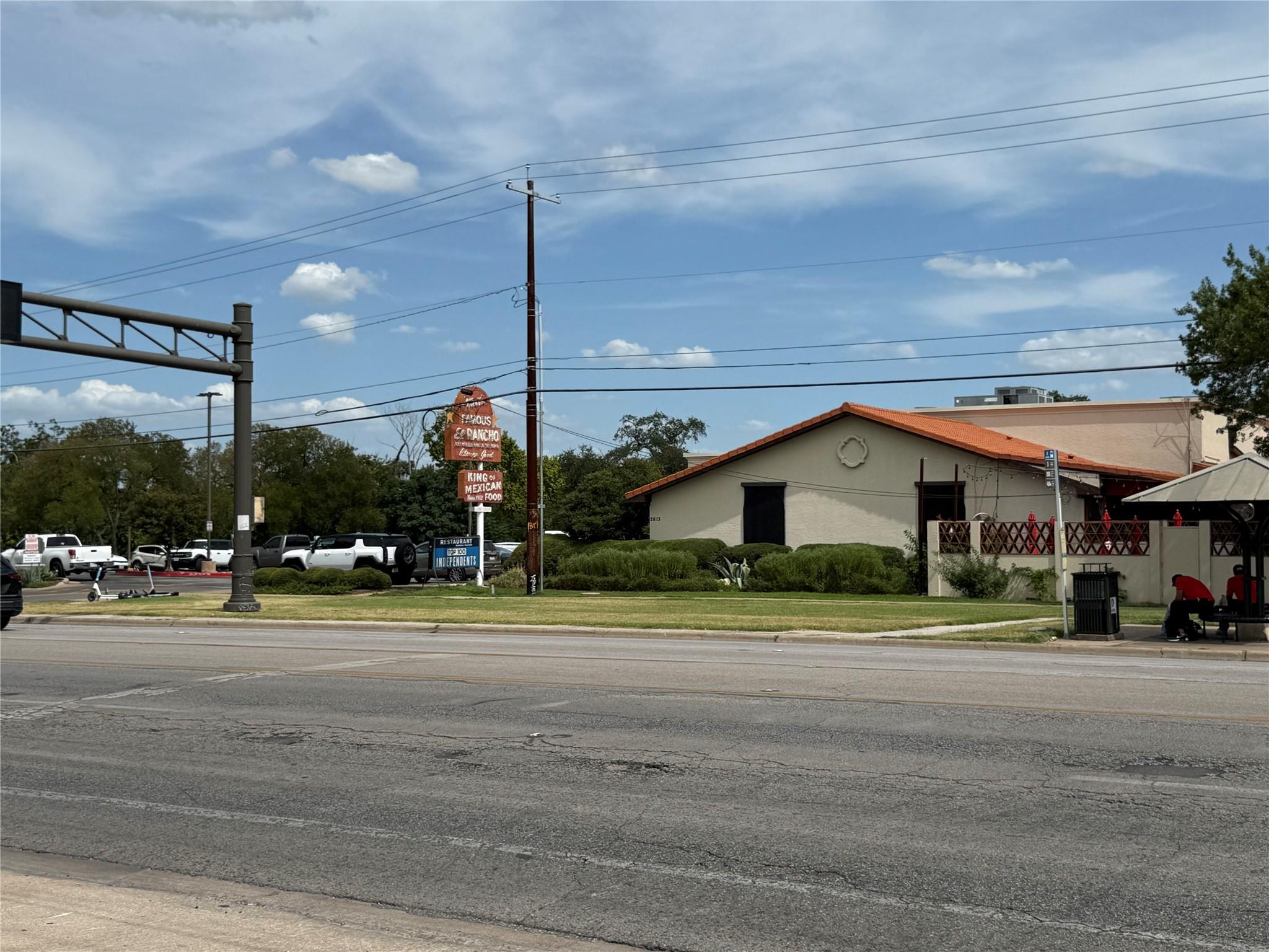 2200 Dickson DR #127 — photo 5