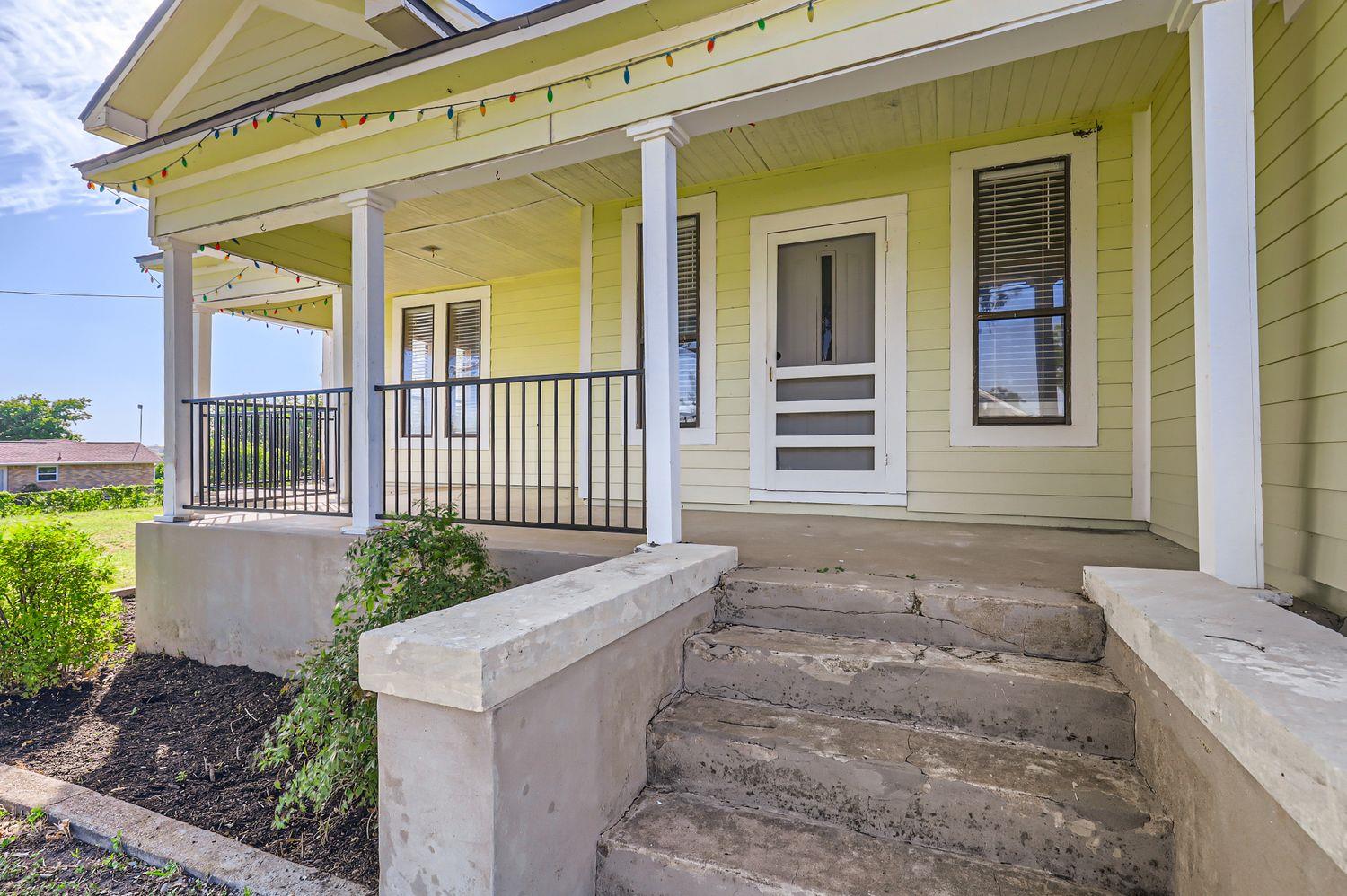 3701 Fm 972 — photo 3