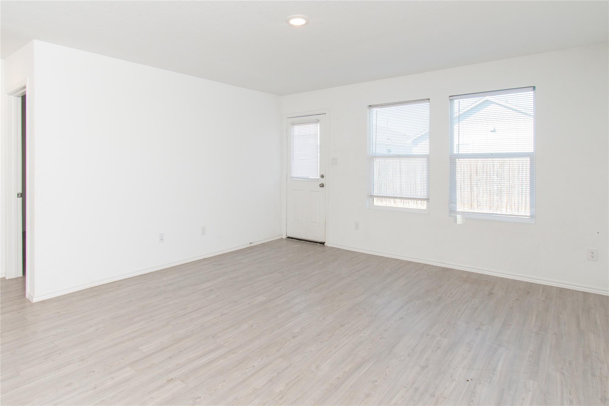 5812 San Geronimo — photo 4