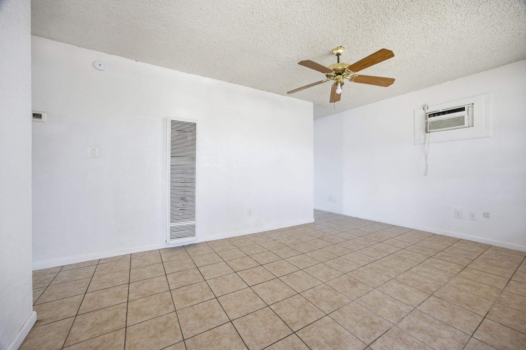 202 Forest ST — photo 4