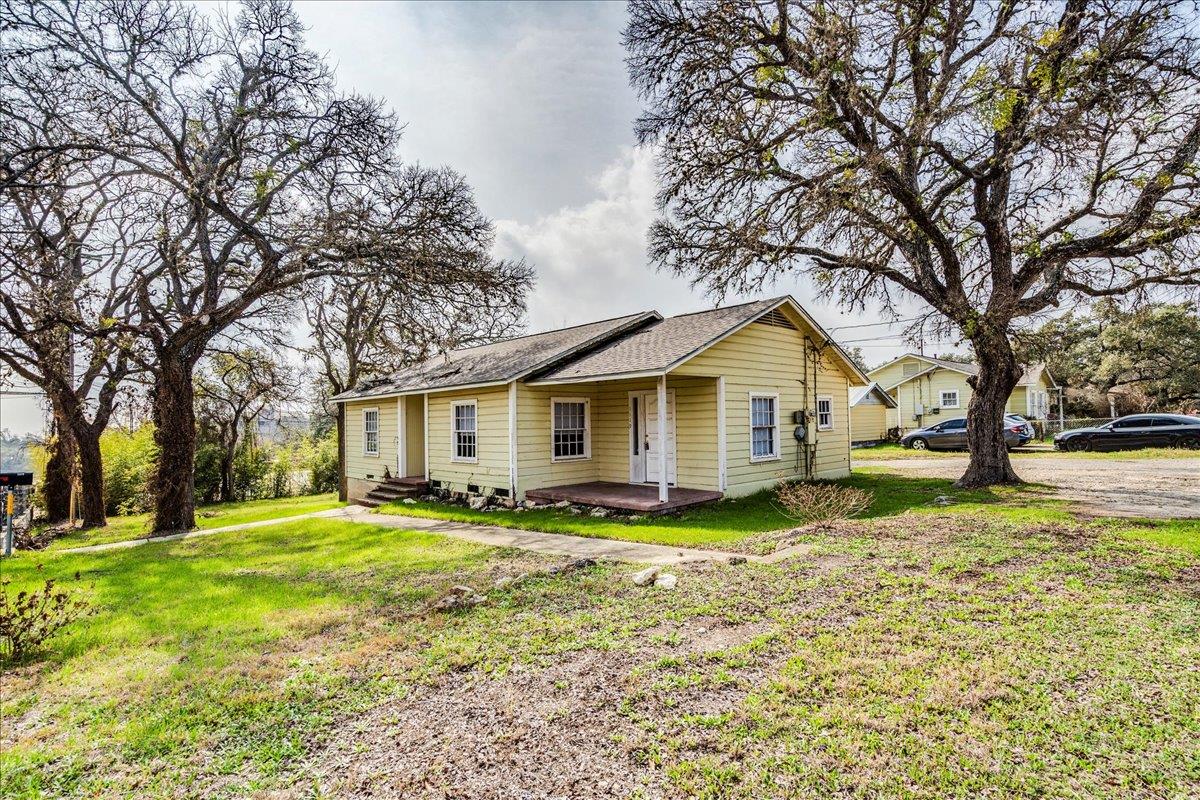 1119 LBJ DR — photo 4