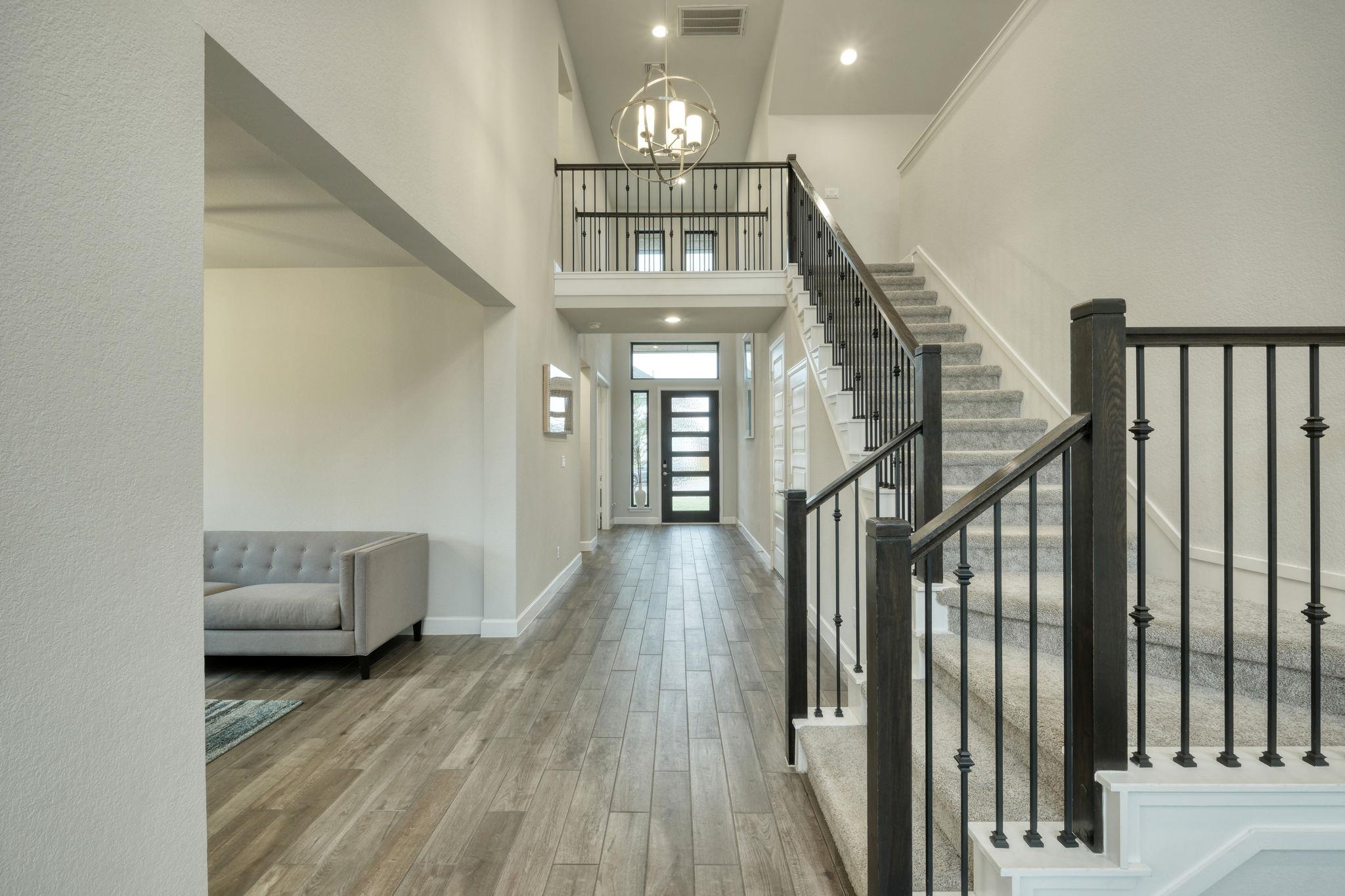 1401 Mulberry Oak Ln LN — photo 3