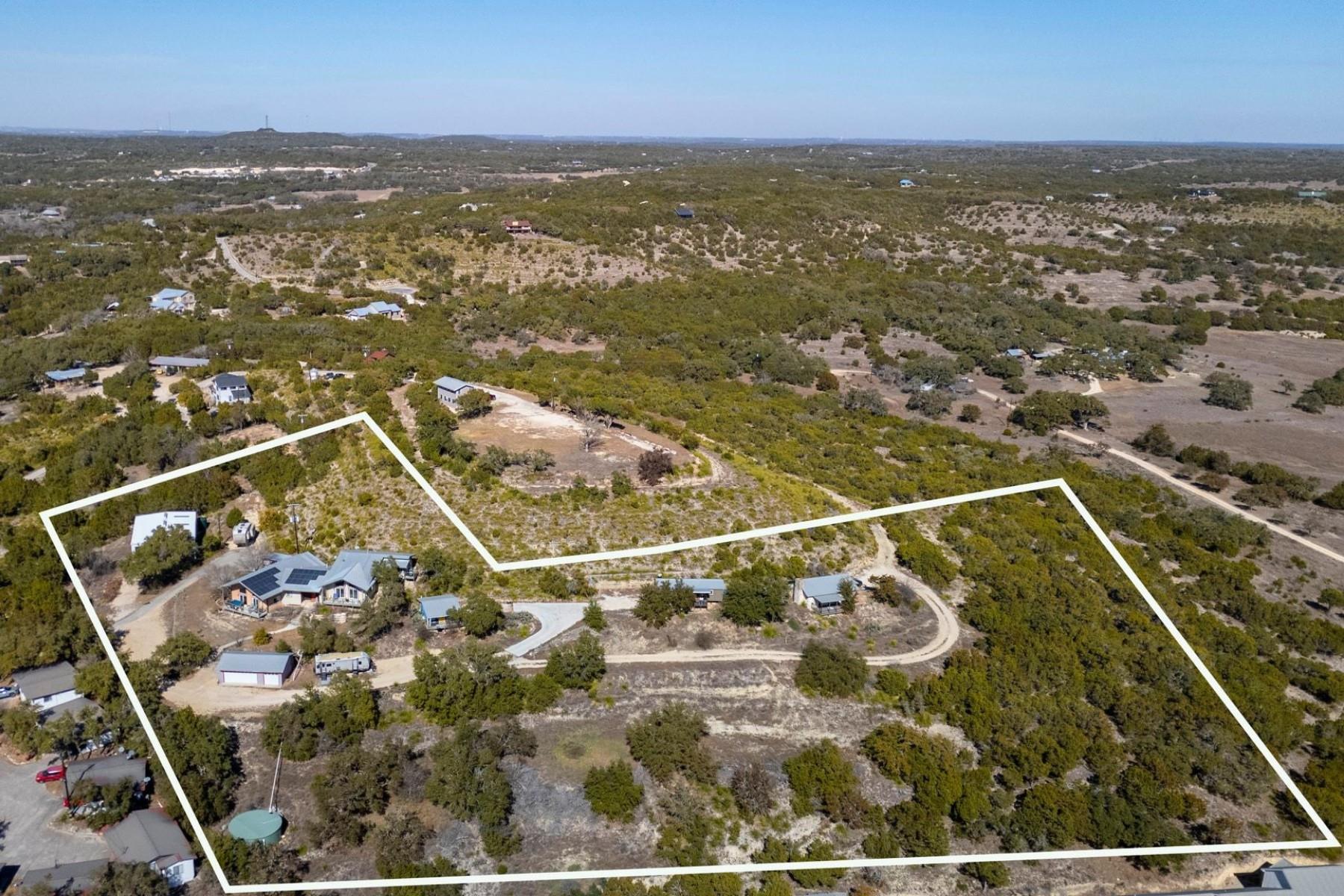 310 Eagles Nest DR — photo 3