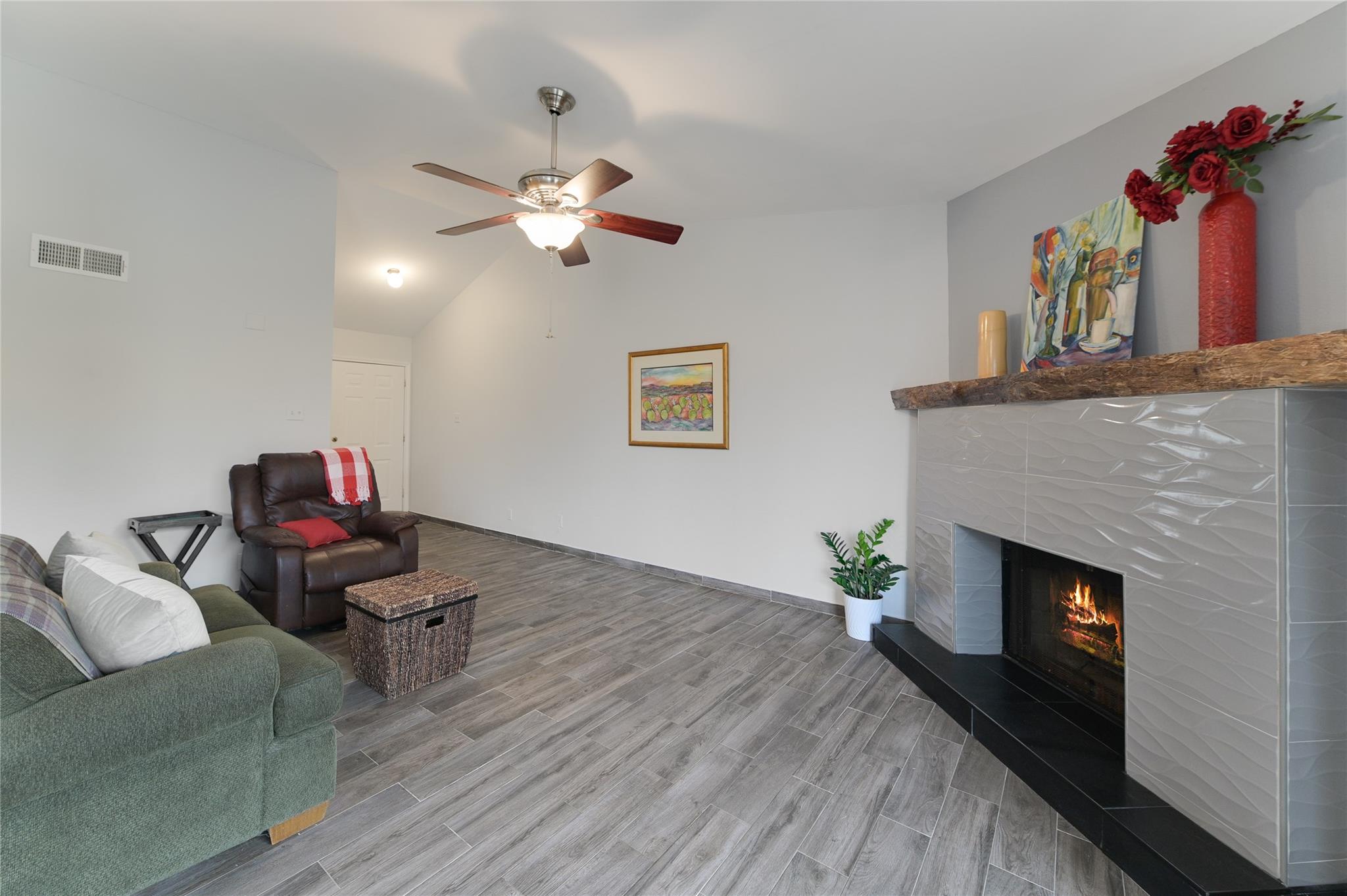 1601 Faro DR #2403 — photo 4