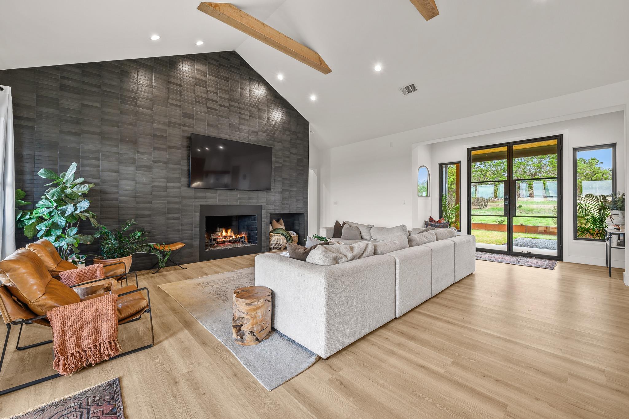 107 Lakeshore DR — photo 4