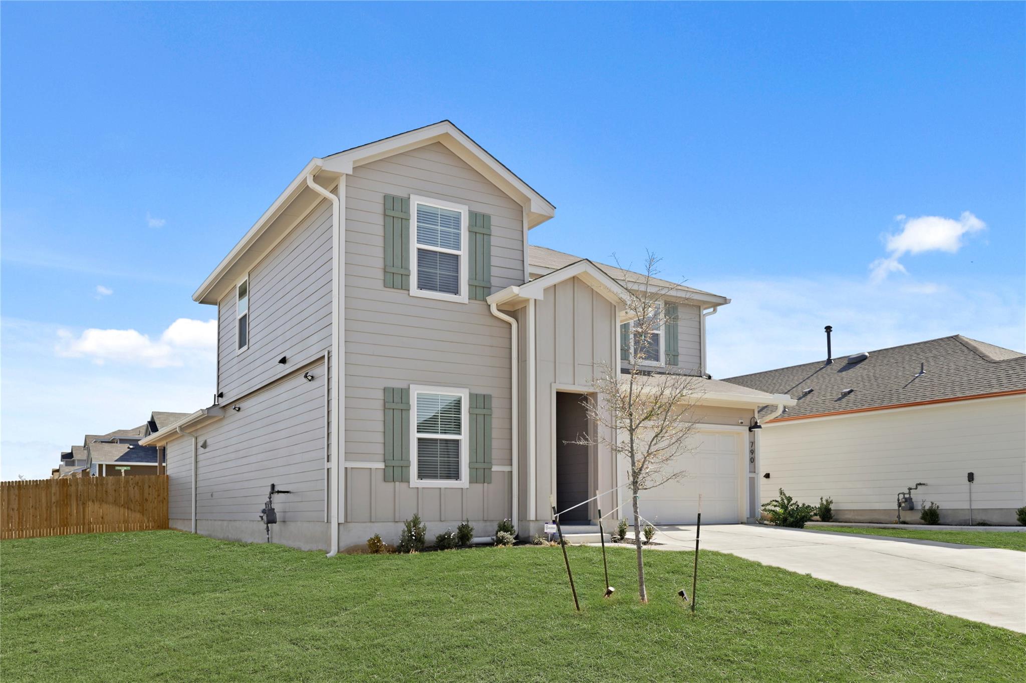 790 Arnold LOOP — photo 3