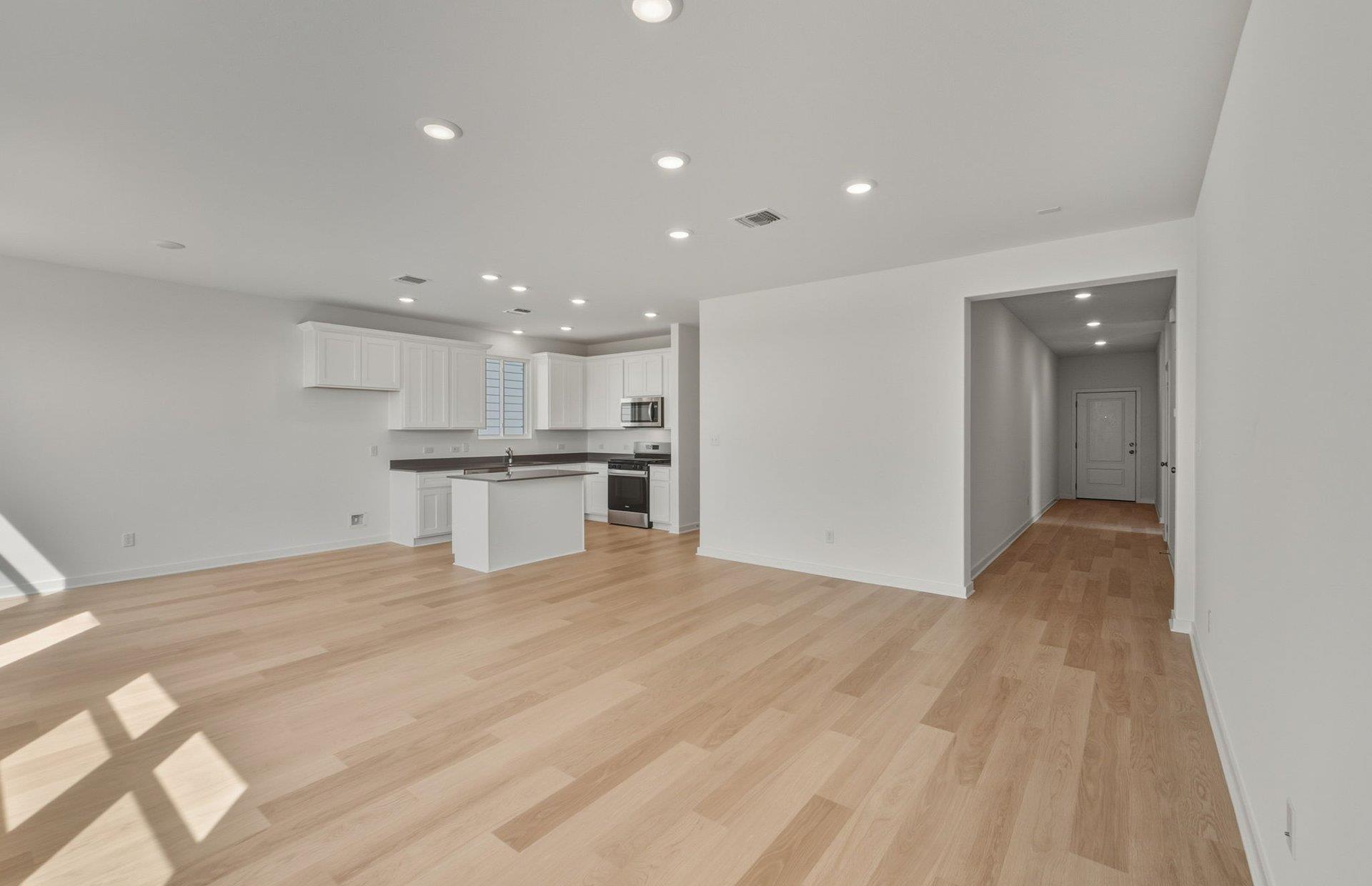 816 Cardenas ST — photo 5