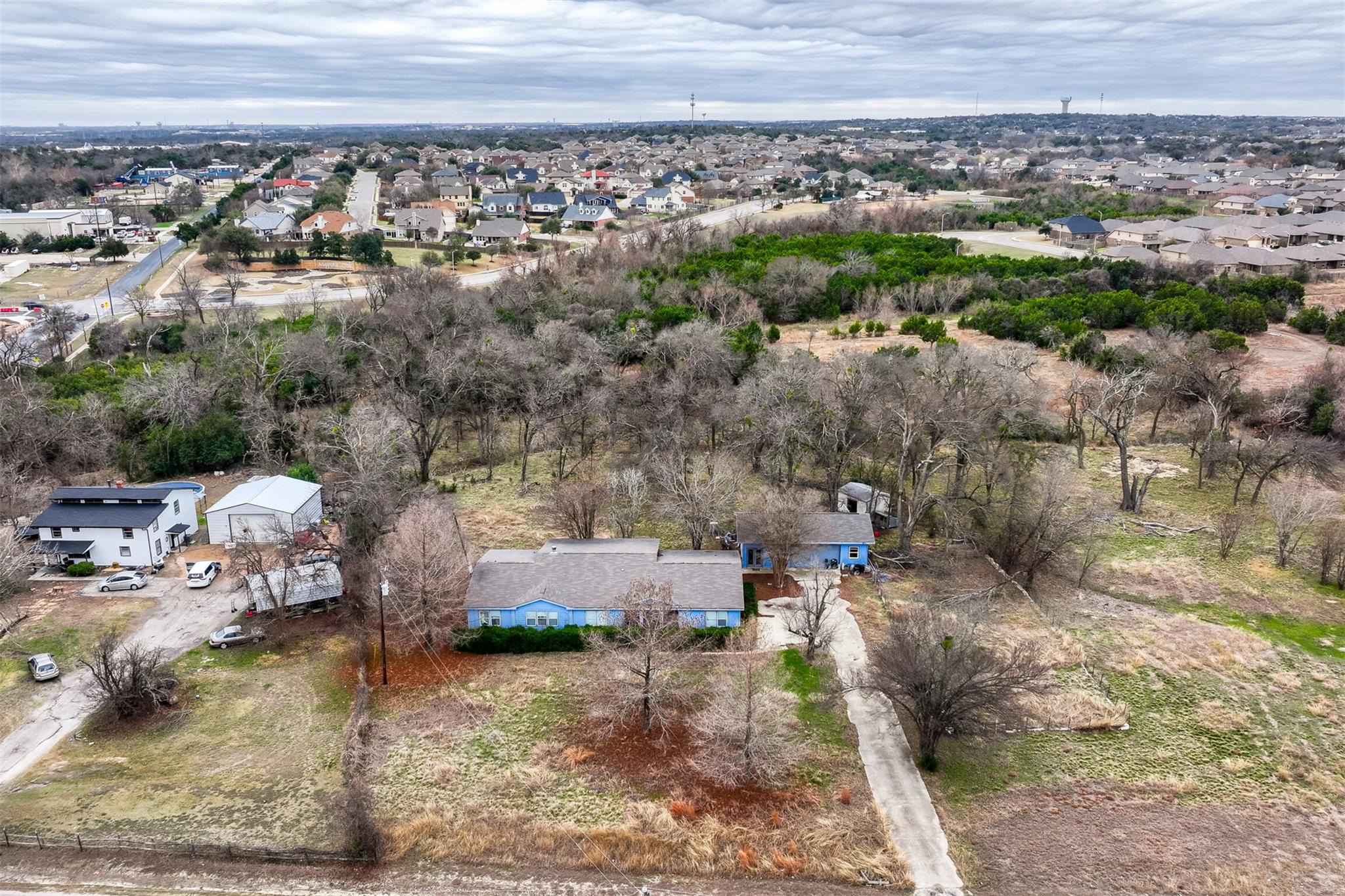 408 Horseshoe DR — photo 5