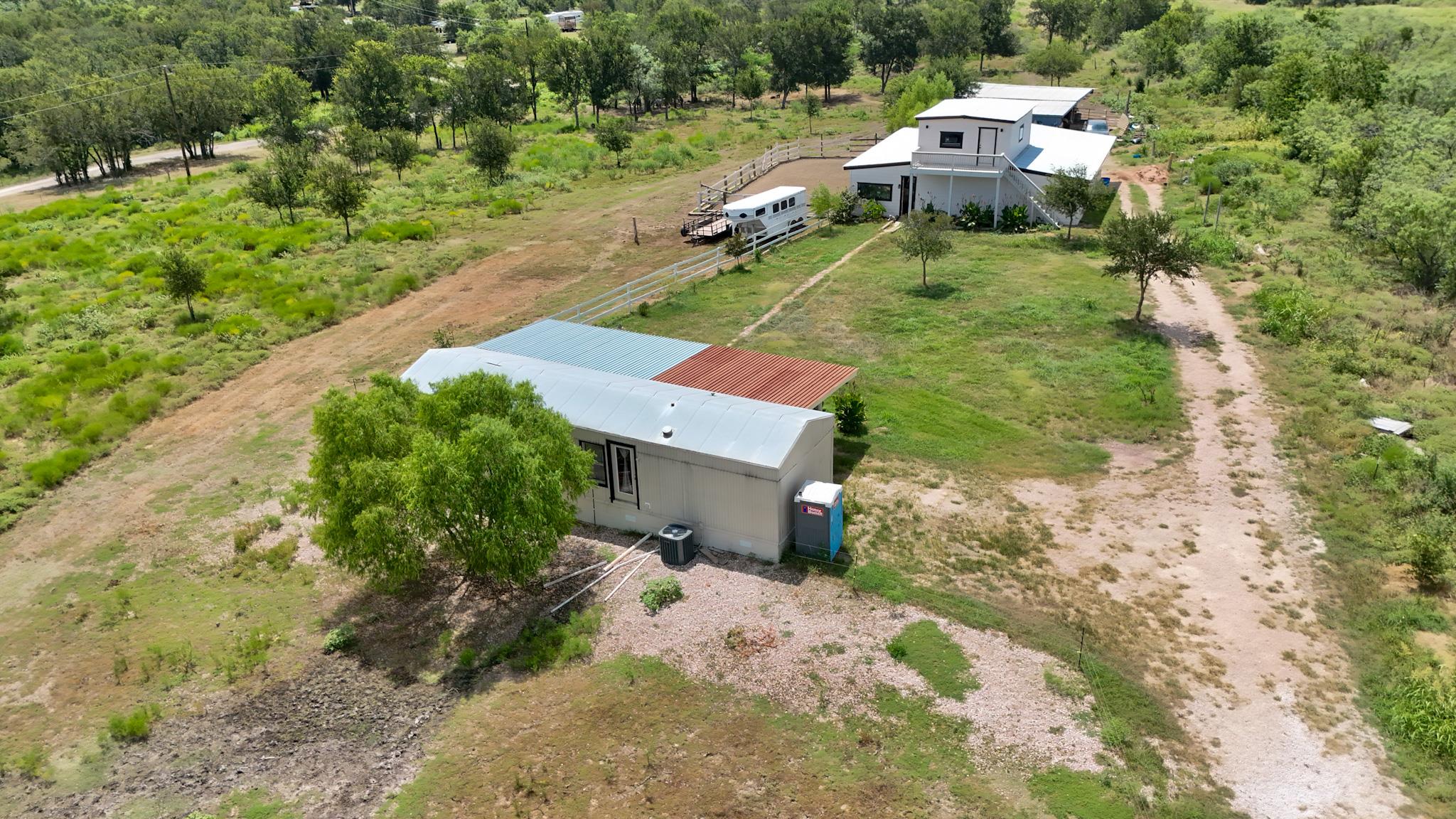 2690 County Road 466 — photo 4