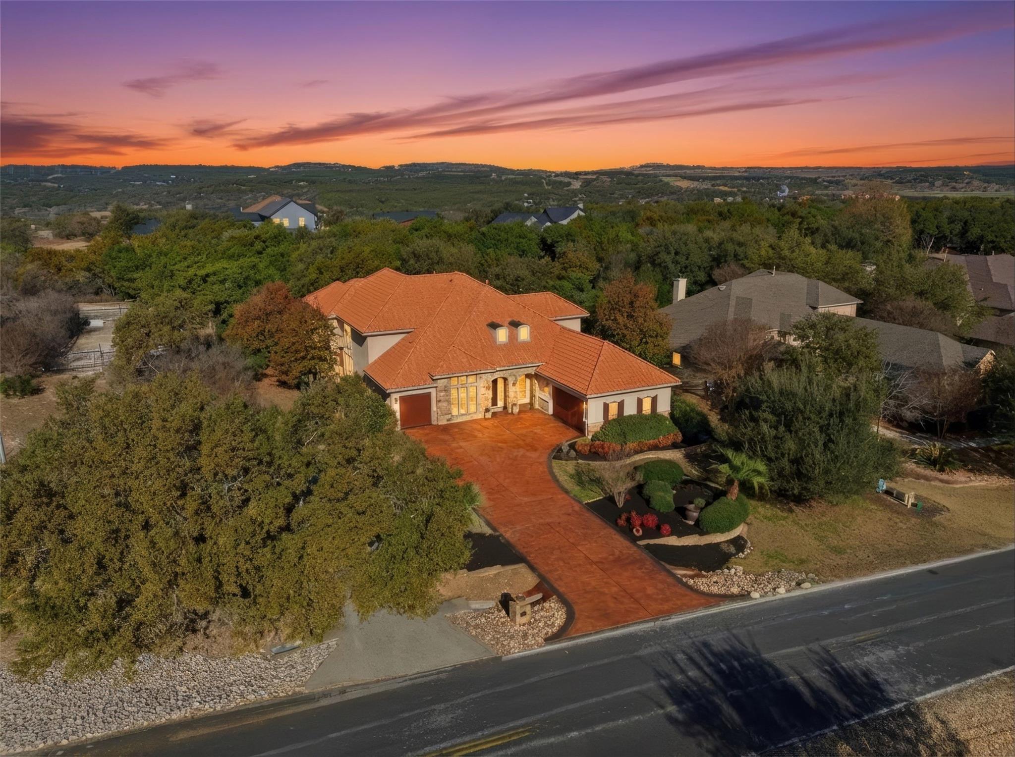 2312 Lakehurst RD — photo 3