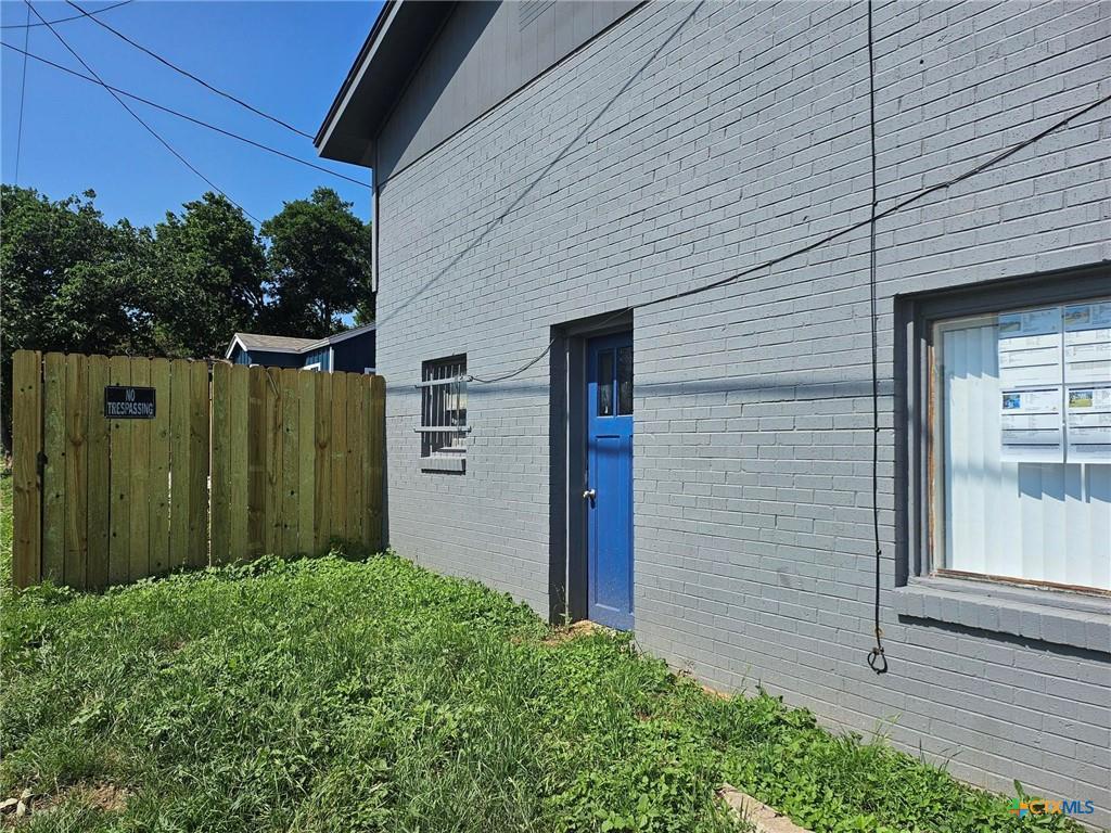 700 Polk ST — photo 3
