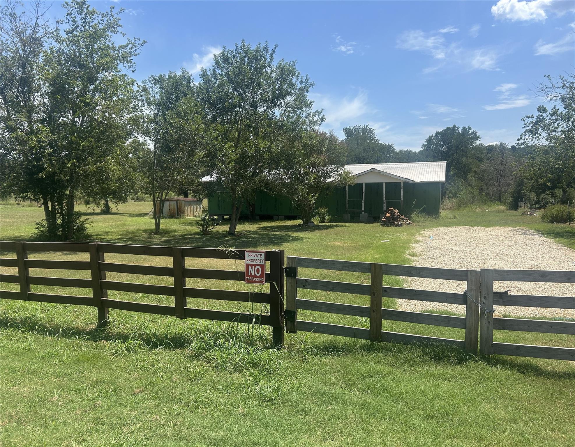2175 Old Highway 20 Highway