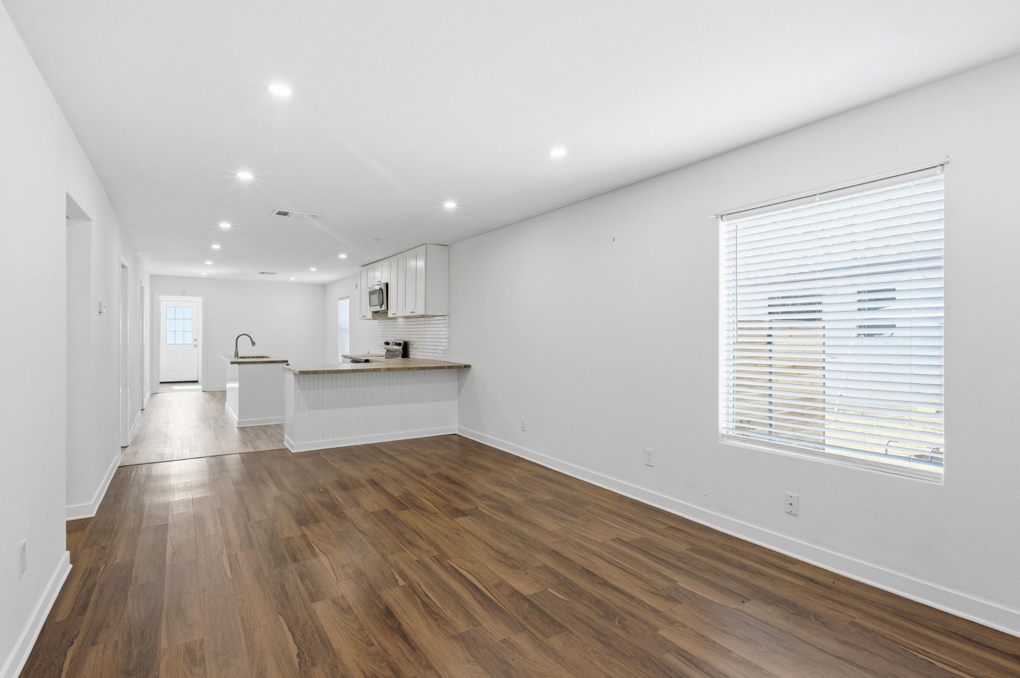 108 Irene ST — photo 3
