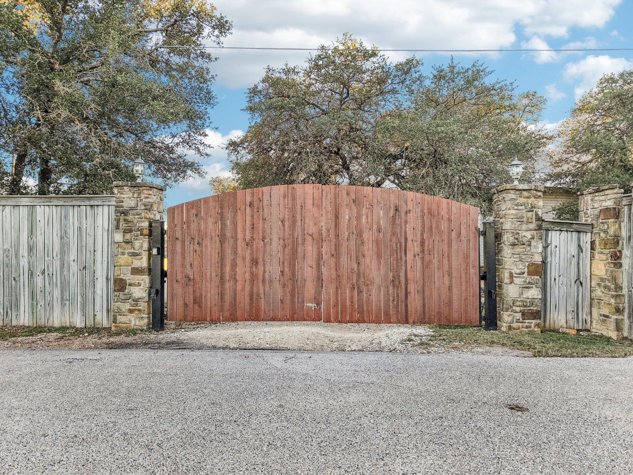 24333 Pedernales Cliff TRL — photo 5