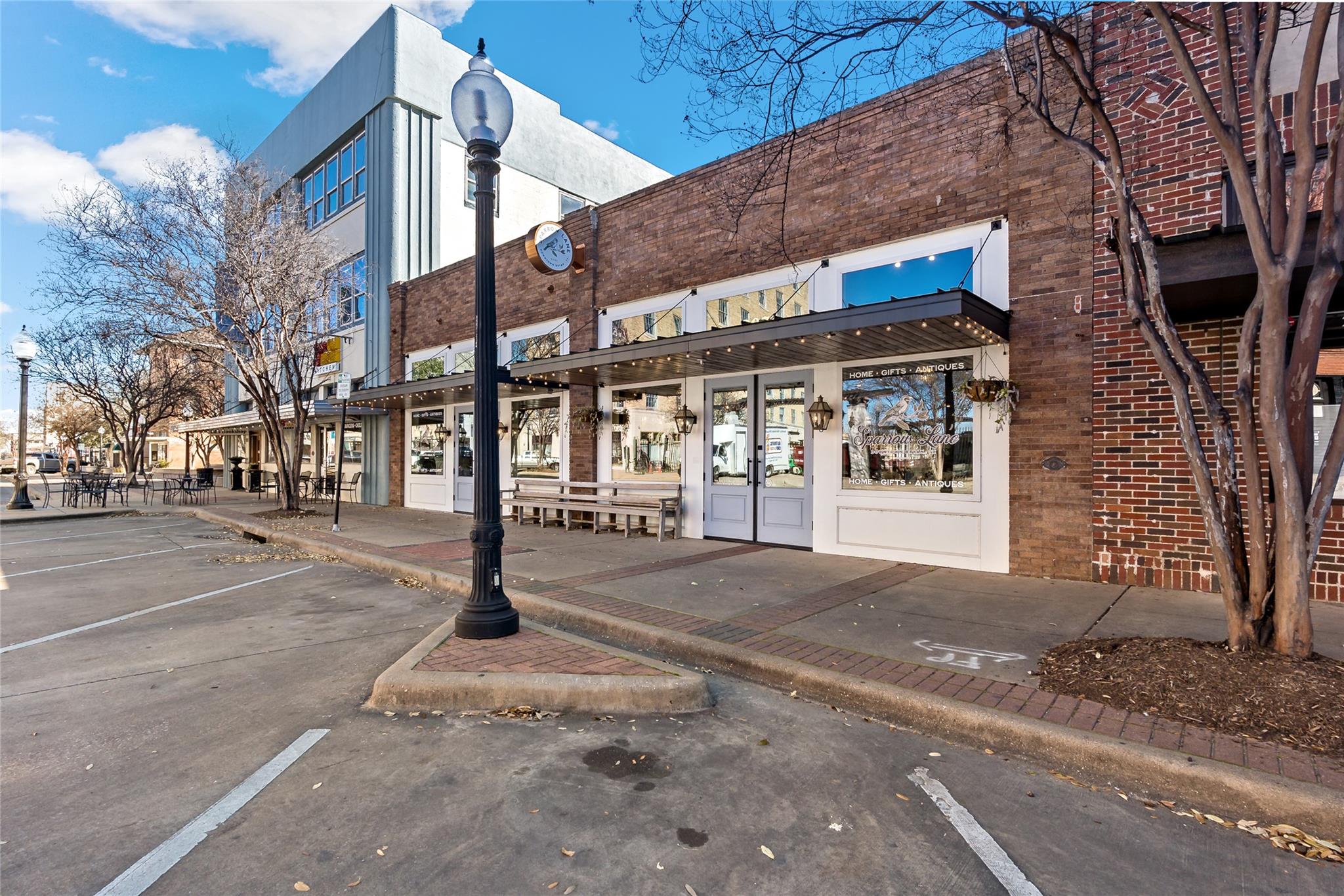 205 Main ST — photo 3