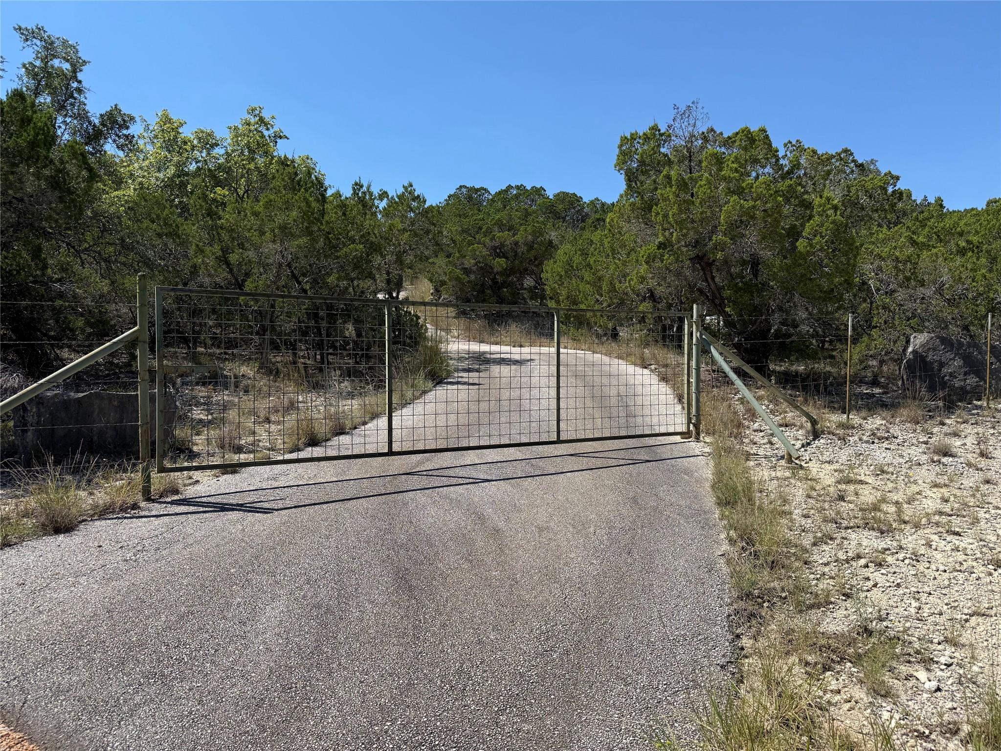 00 Post Oak Bend RD — photo 4