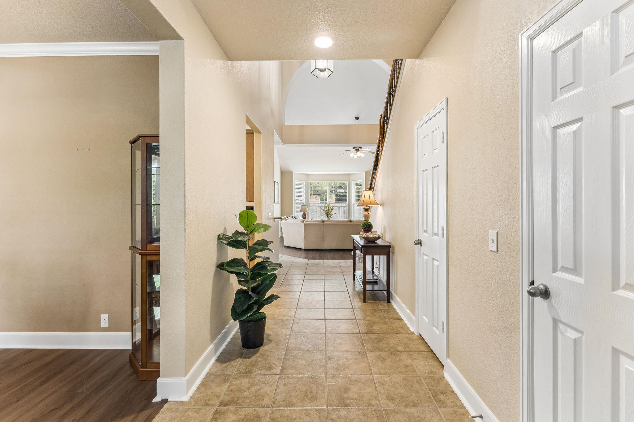 2683 Salorn WAY — photo 5