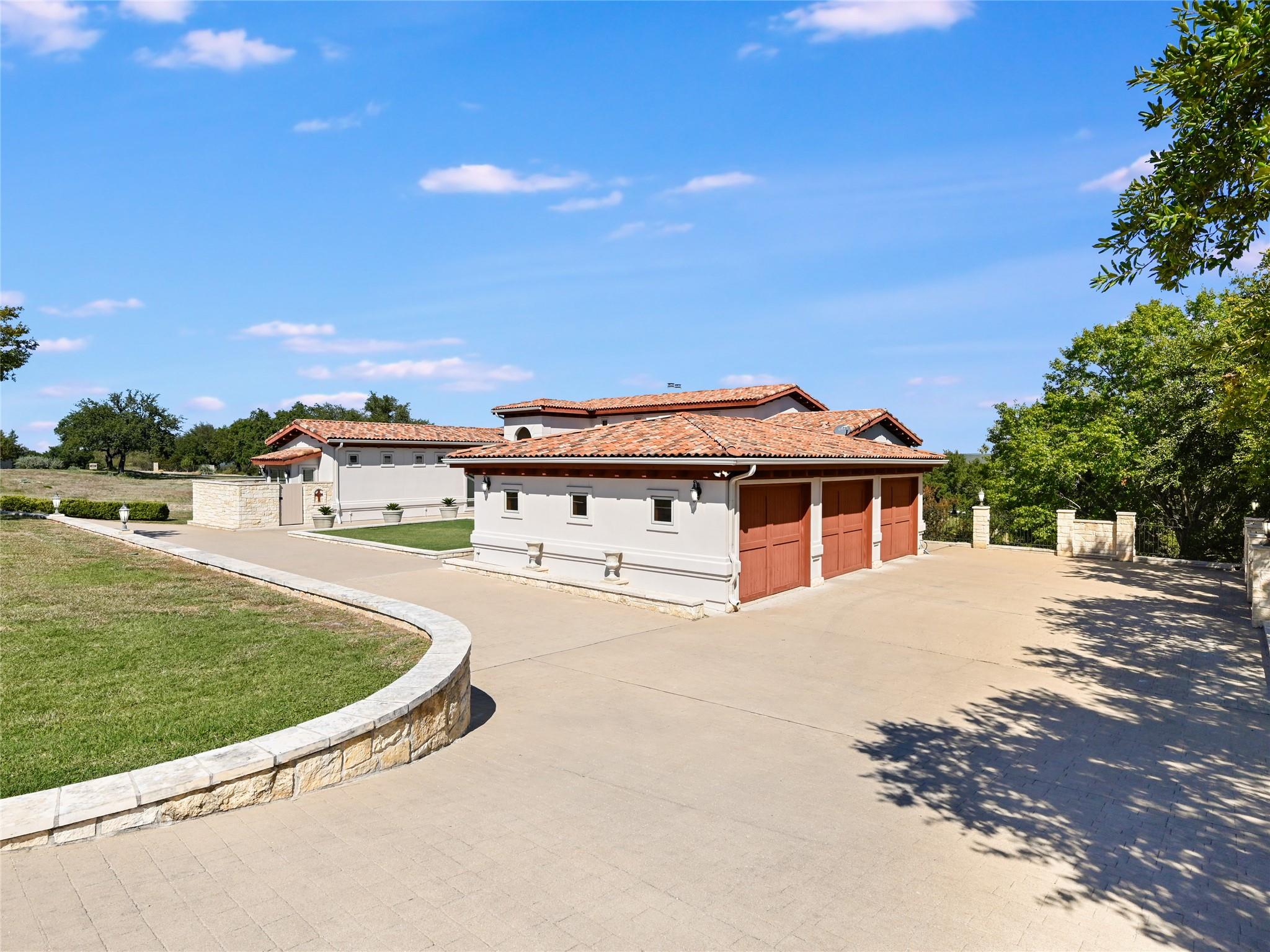 27206 Waterfall Hill PKWY — photo 4
