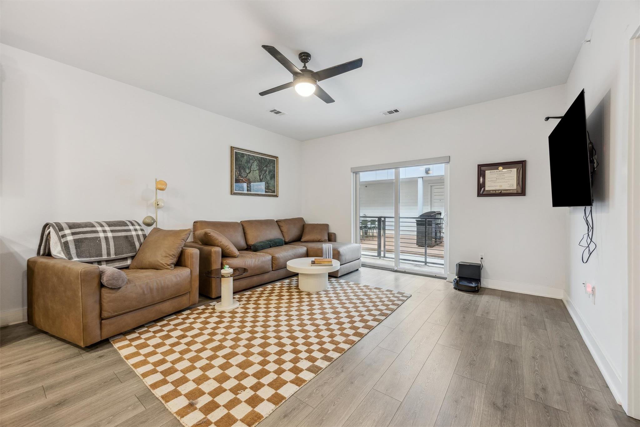 2220 Webberville RD #211 — photo 3