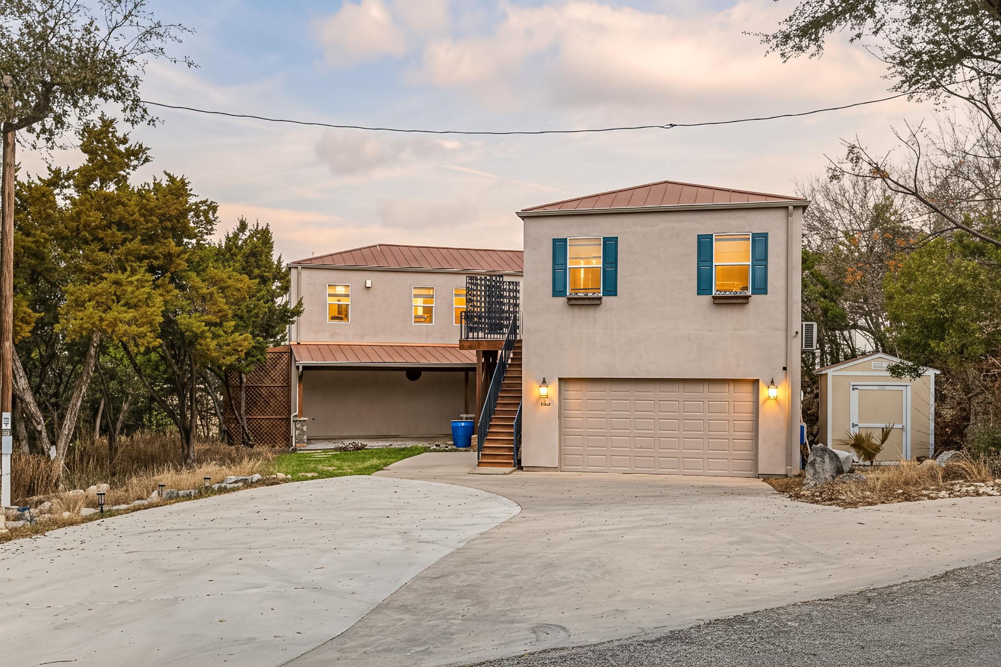 12808 Hughes ST — photo 3