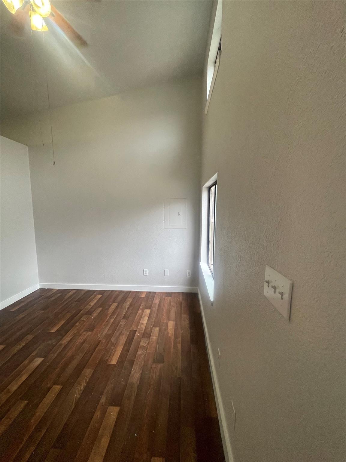1108 McCarty LN #A — photo 3