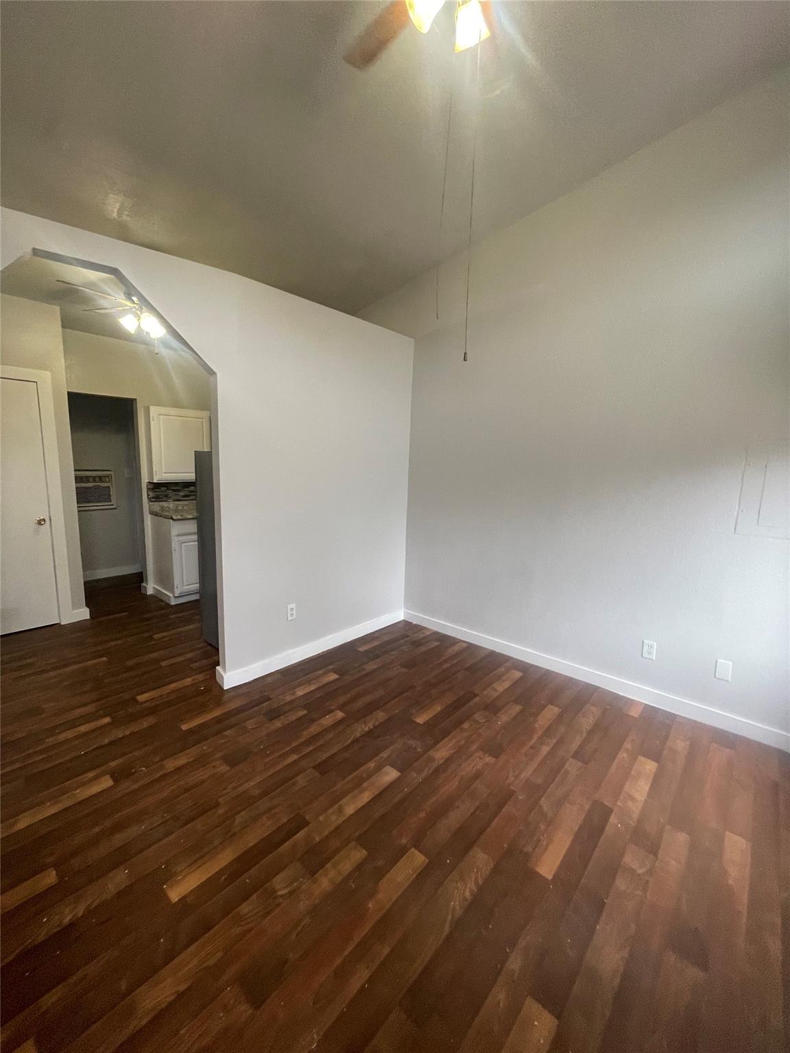 1108 McCarty LN #A — photo 4