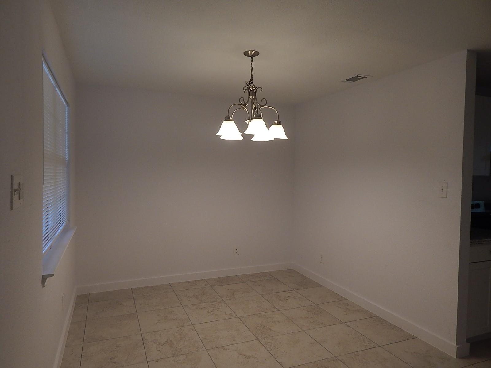 1510 Gordon St ST — photo 4