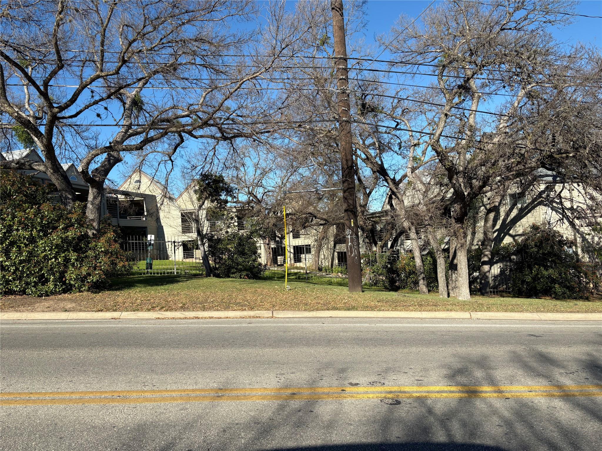 1514 Parker LN #111 — photo 4