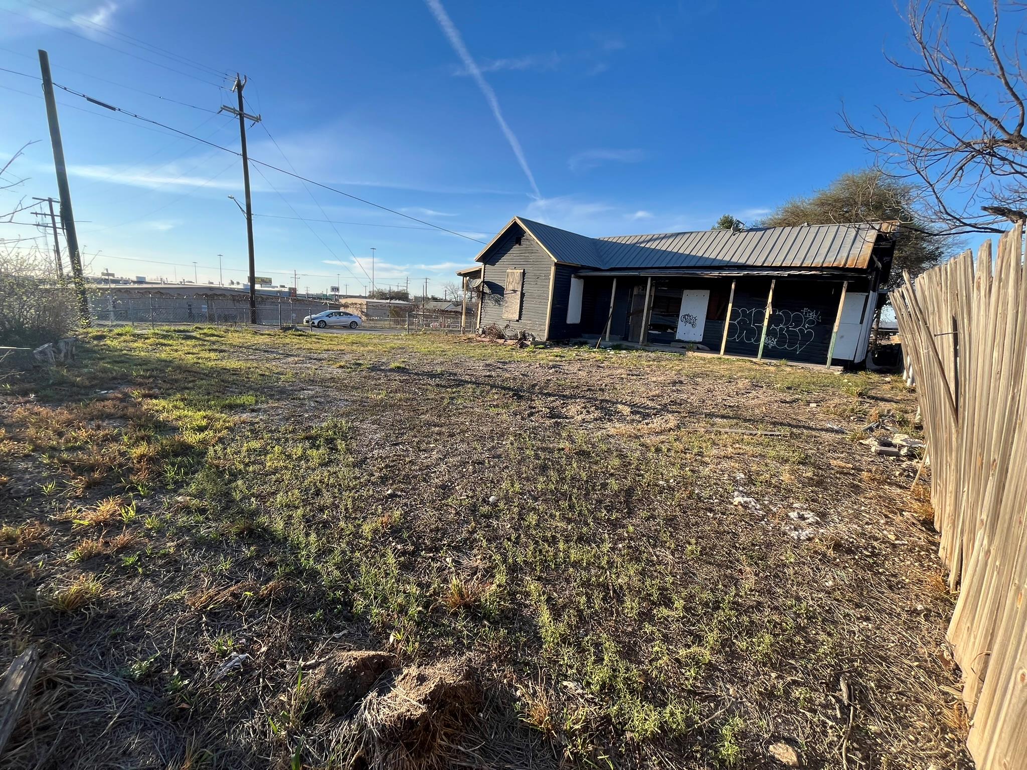 1404 OLIVE ST — photo 4