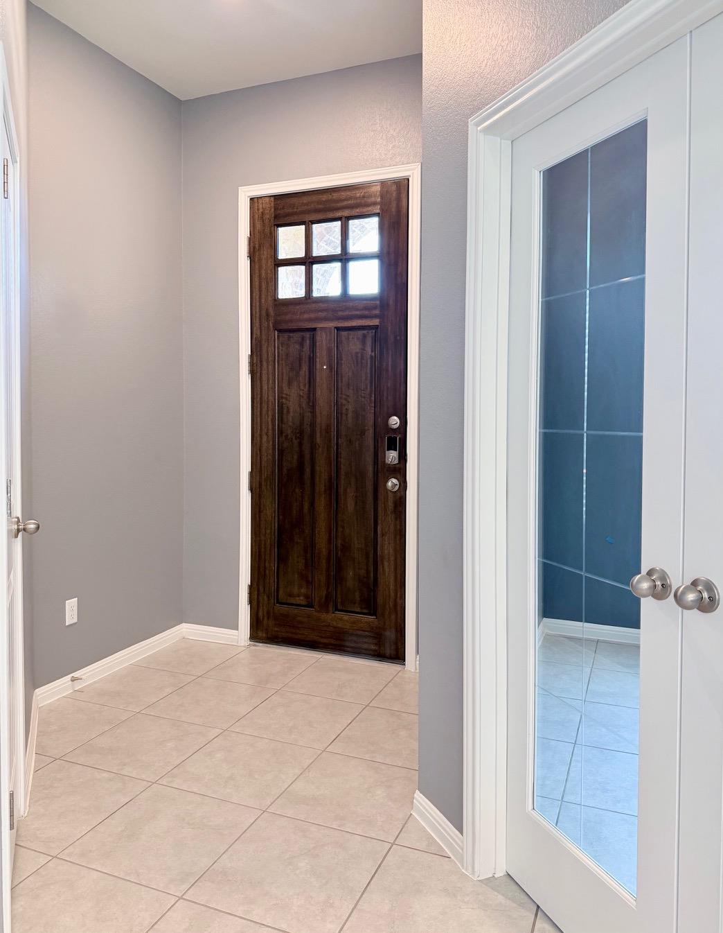 1005 Sundrops ST — photo 3
