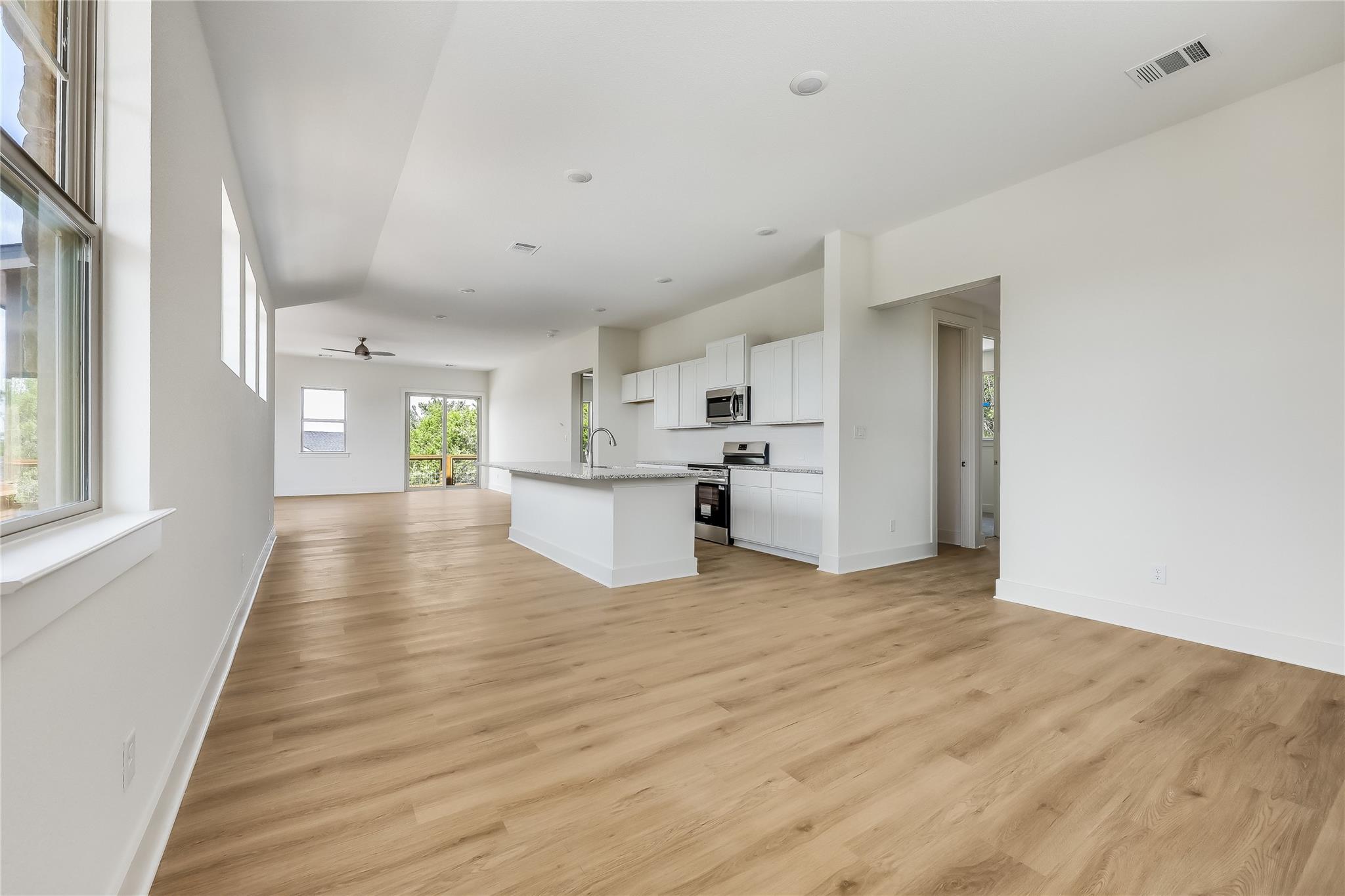 4005 Rockpark CIR — photo 5