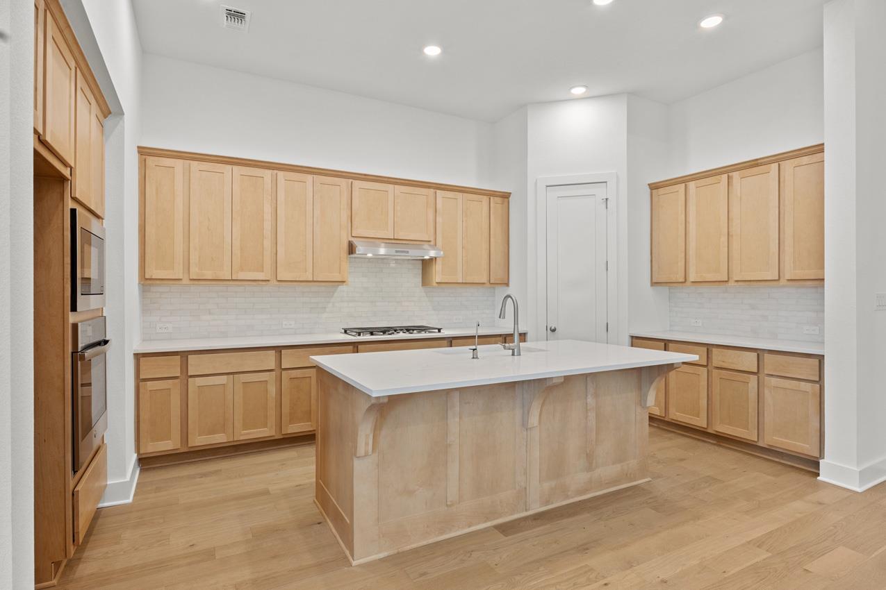 1700 Crimson Sunset DR — photo 3