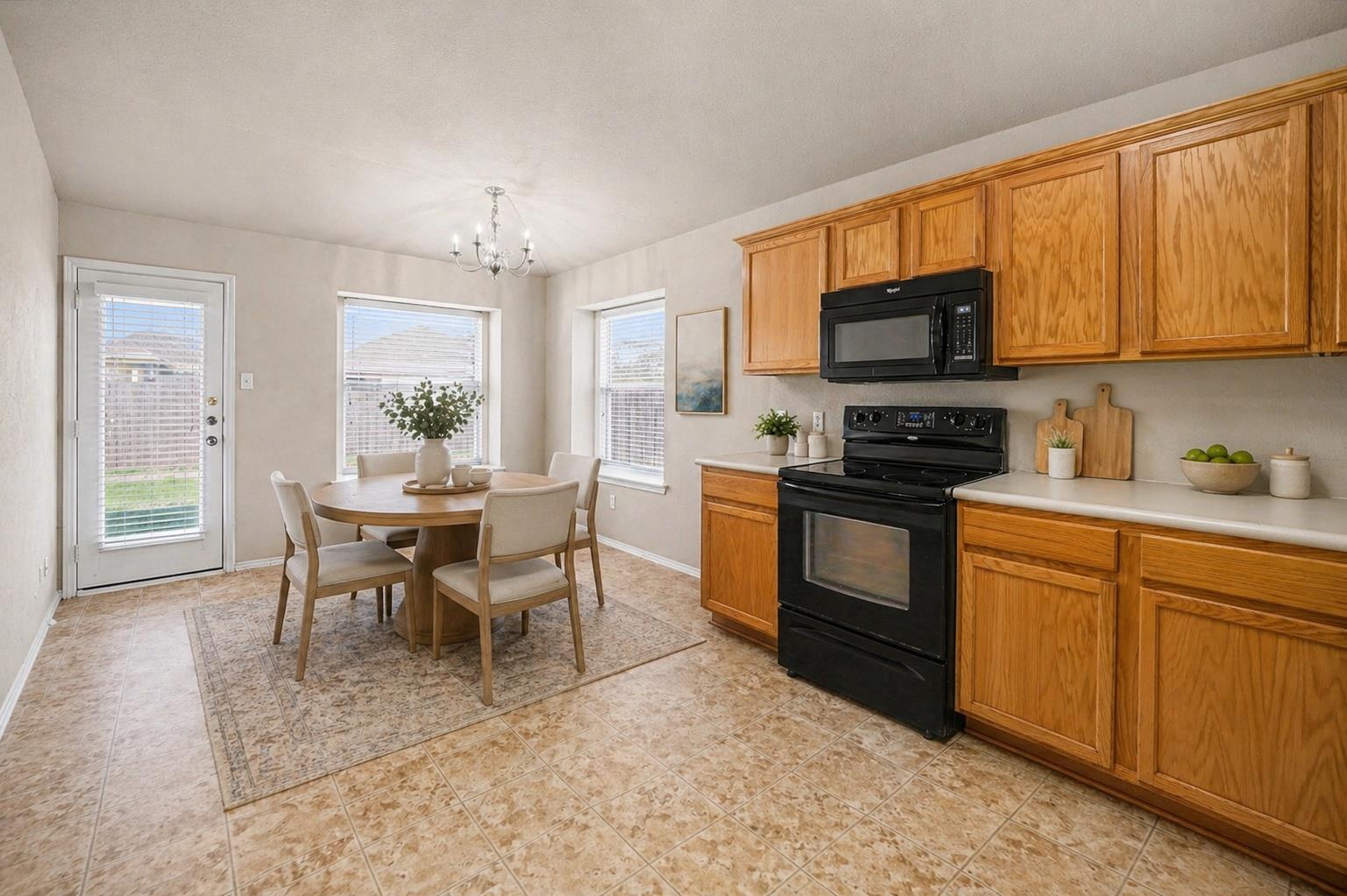 1007 Aiken DR — photo 3